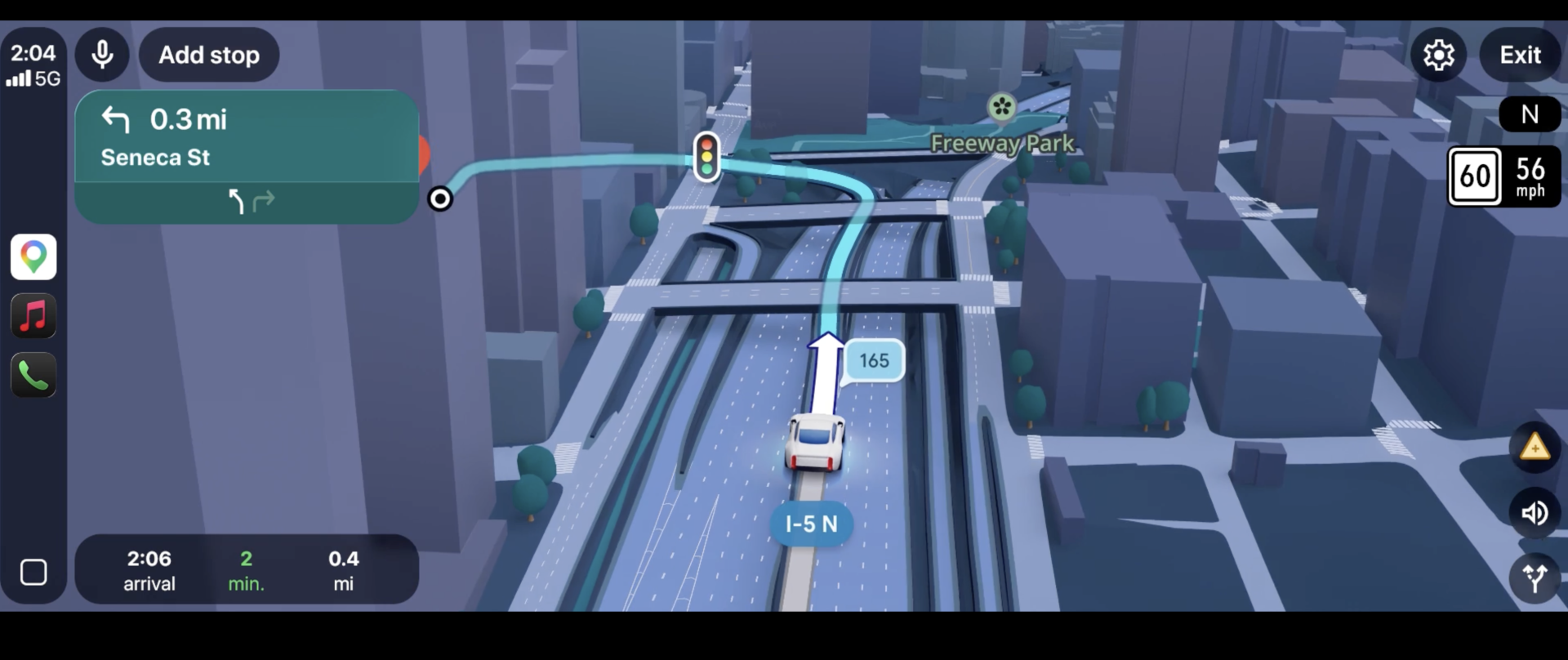 T&iacute;nh năng Immersive Navigation gi&uacute;p t&agrave;i xế t&igrave;m đường dễ hơn.