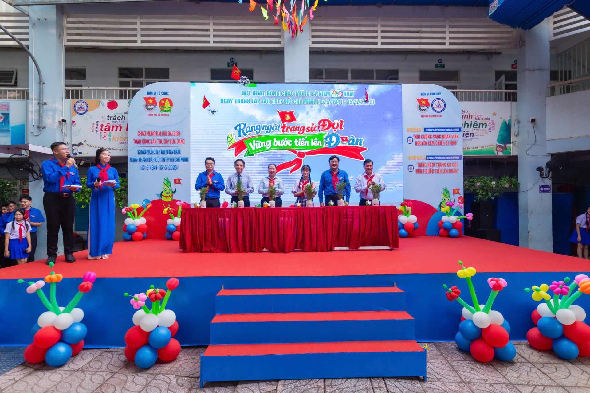 Lễ ph&aacute;t động đợt hoạt động ch&agrave;o mừng 85 năm Ng&agrave;y Th&agrave;nh lập Đội TNTP Hồ Ch&iacute; Minh được Th&agrave;nh đo&agrave;n TP. Hồ Ch&iacute; Minh tổ chức.