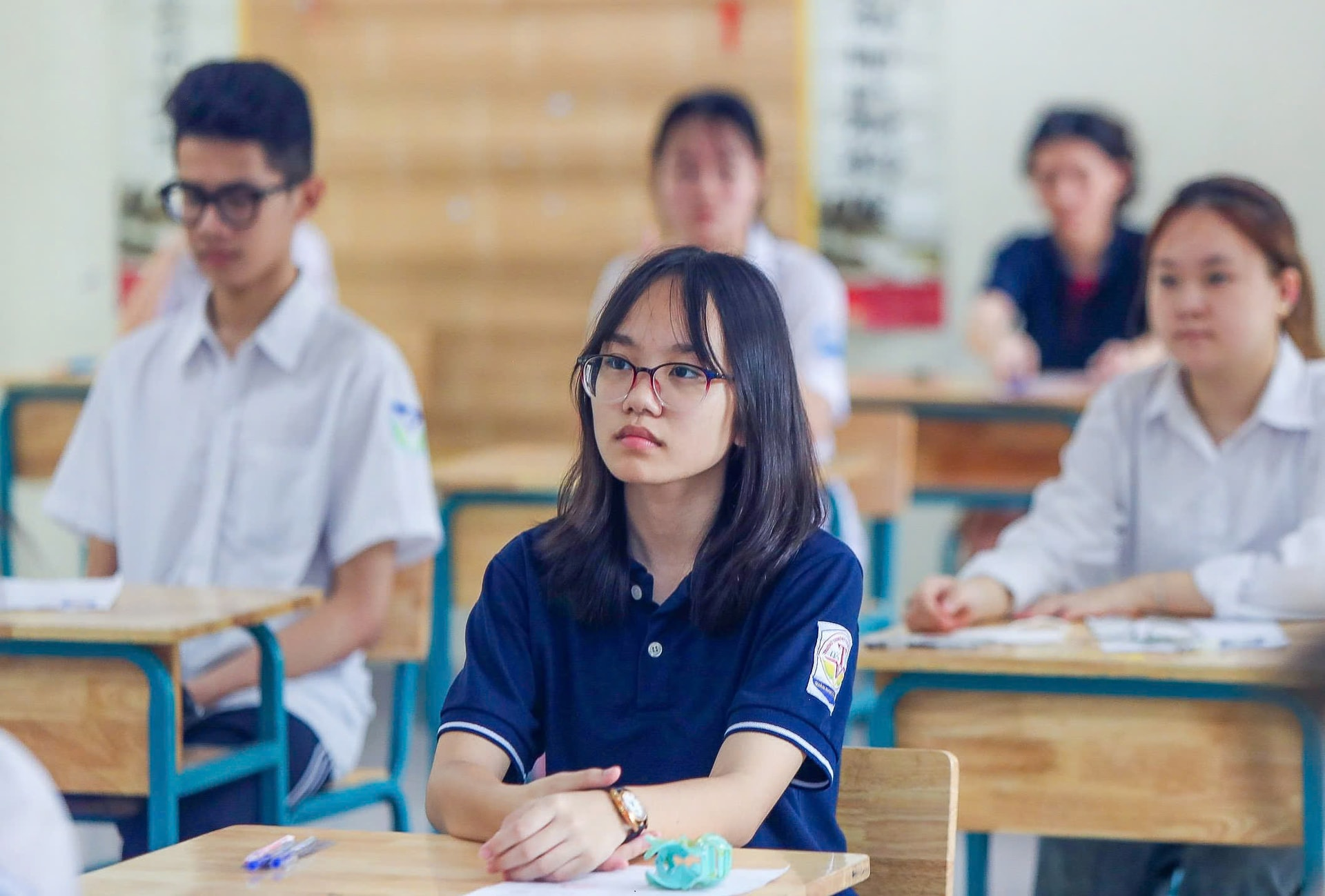 Các trường THPT chuy&ecirc;n Hà N&ocirc;̣i lu&ocirc;n có tỷ l&ecirc;̣ cạnh tranh cao.