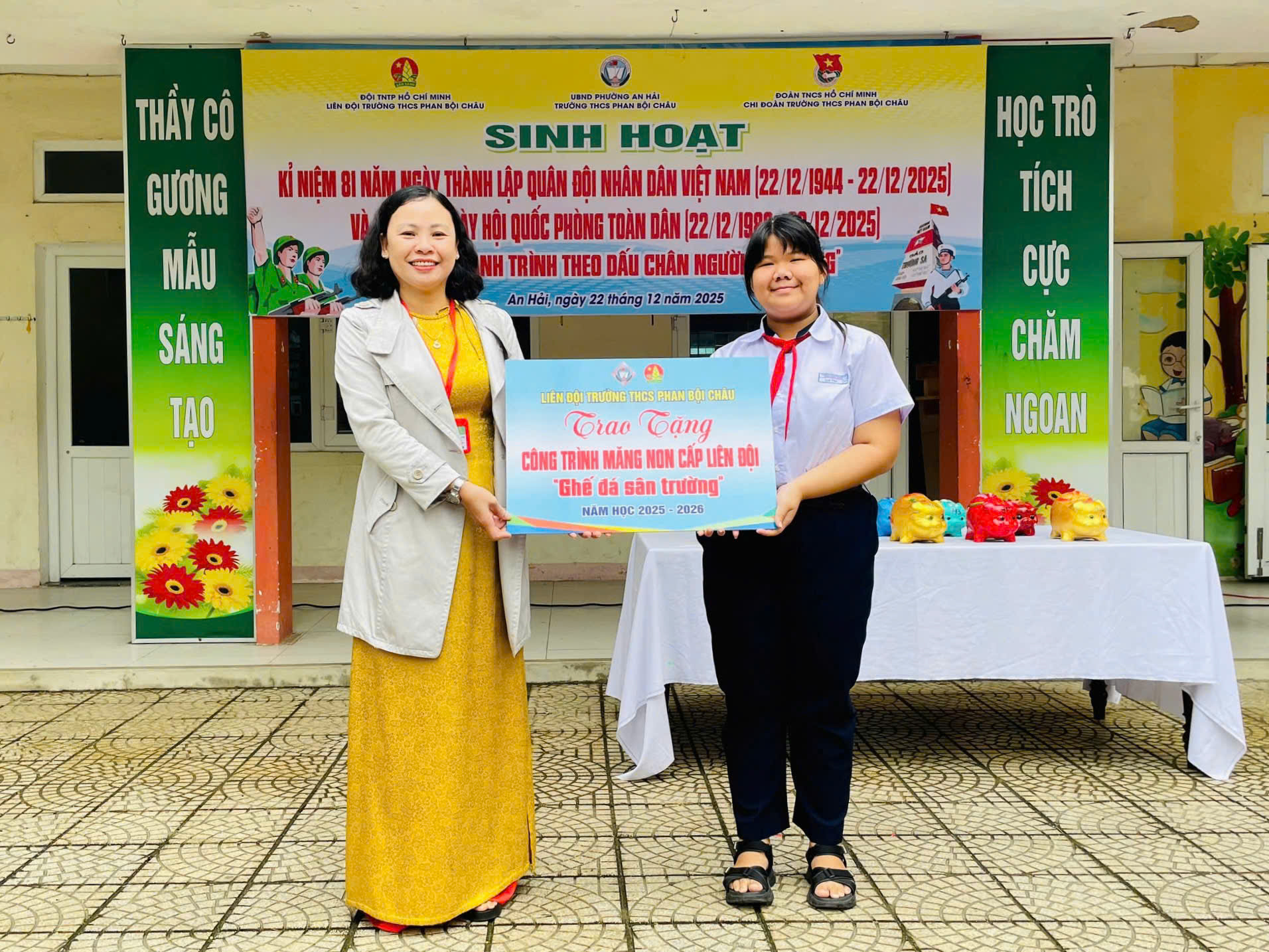 C&ocirc;ng t&aacute;c Đội v&agrave; phong tr&agrave;o thiếu nhi của nh&agrave; trường lu&ocirc;n c&oacute; sự đổi mới, s&aacute;ng tạo.