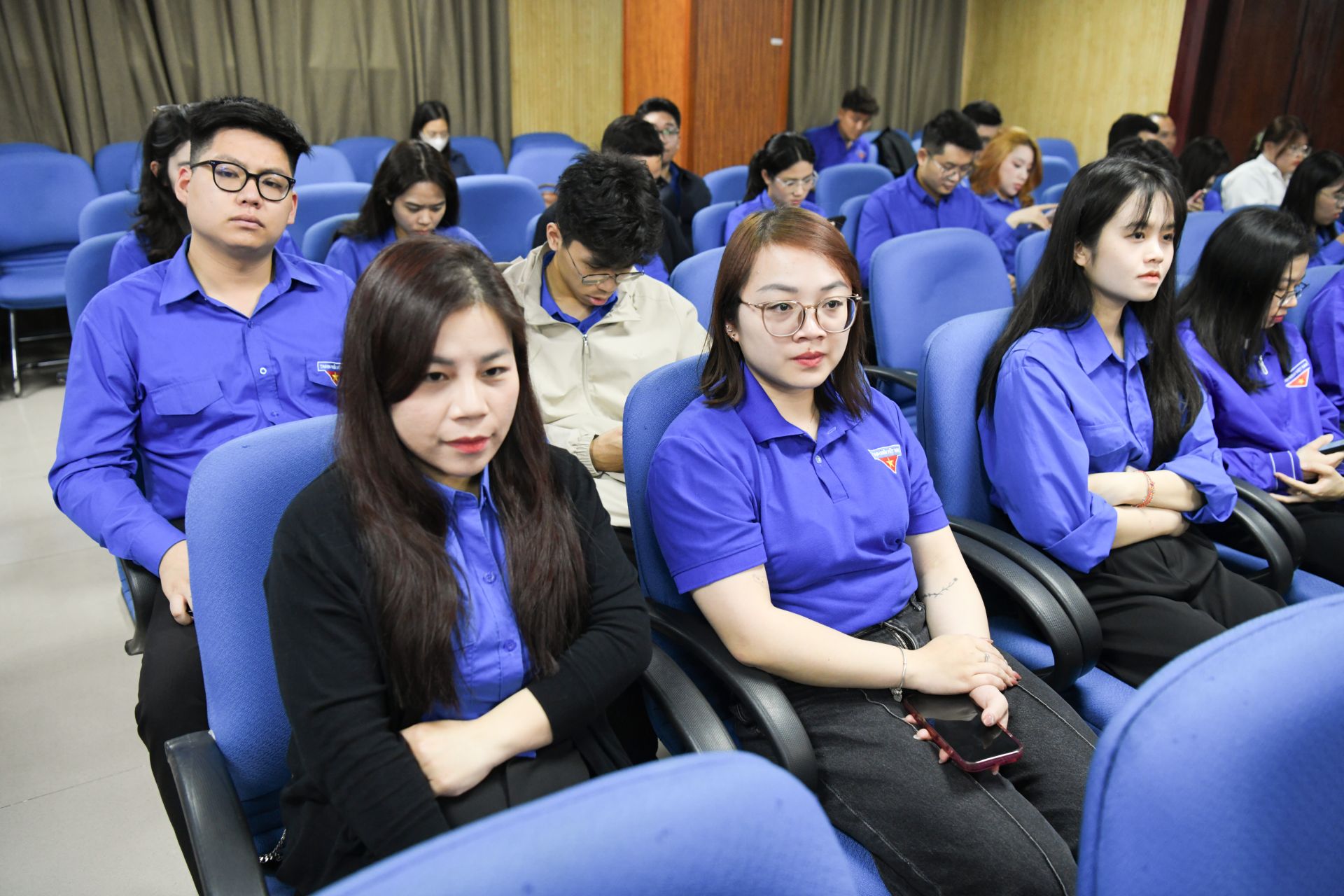 Chương tr&igrave;nh c&oacute; sự tham gia của l&atilde;nh đạo v&agrave; đo&agrave;n vi&ecirc;n c&aacute;c ban, đơn vị trực thuộc T.Ư Đo&agrave;n.