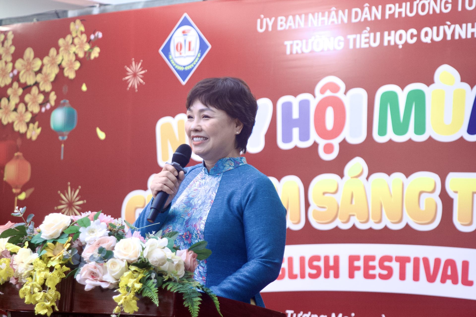 Nh&agrave; gi&aacute;o Ưu t&uacute; Nguyễn Thị Thắm - B&iacute; thư Chi bộ, Hiệu trưởng trường TH Quỳnh L&ocirc;i ph&aacute;t biểu tại chương tr&igrave;nh.