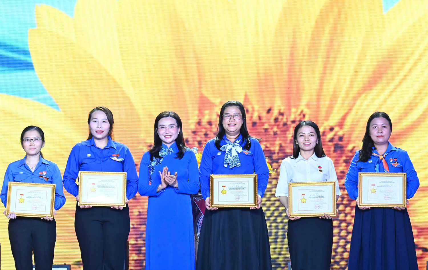 Bí thư T.Ư Đoàn dự kỷ niệm 95 năm thành lập Đoàn, trao Giải thưởng Hồ Hảo Hớn