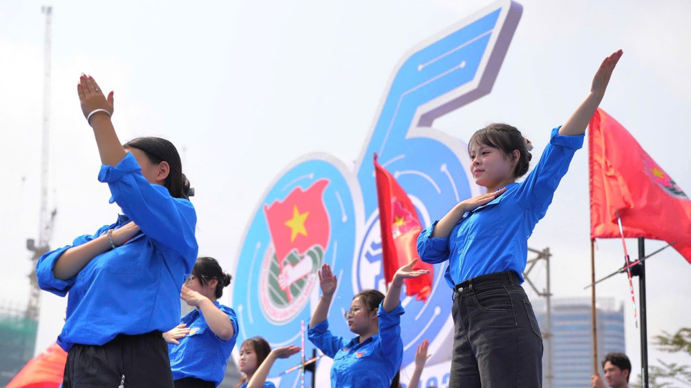 Tuổi trẻ cả nước hưởng ứng Kỷ niệm 95 năm thành lập Đoàn