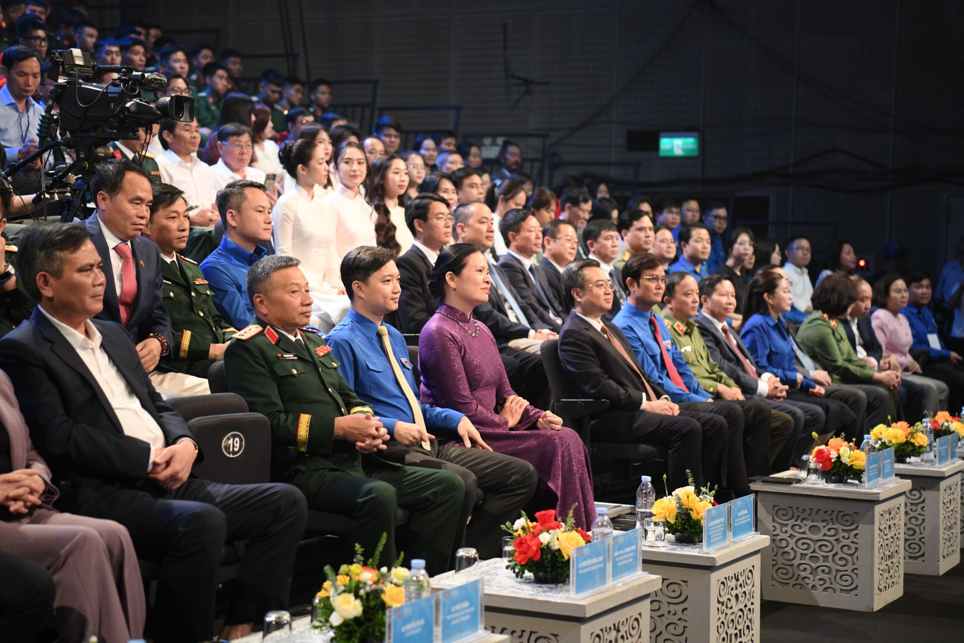 C&aacute;c đại biểu dự Lễ trao Giải thưởng 10 Gương mặt trẻ Việt Nam ti&ecirc;u biểu.