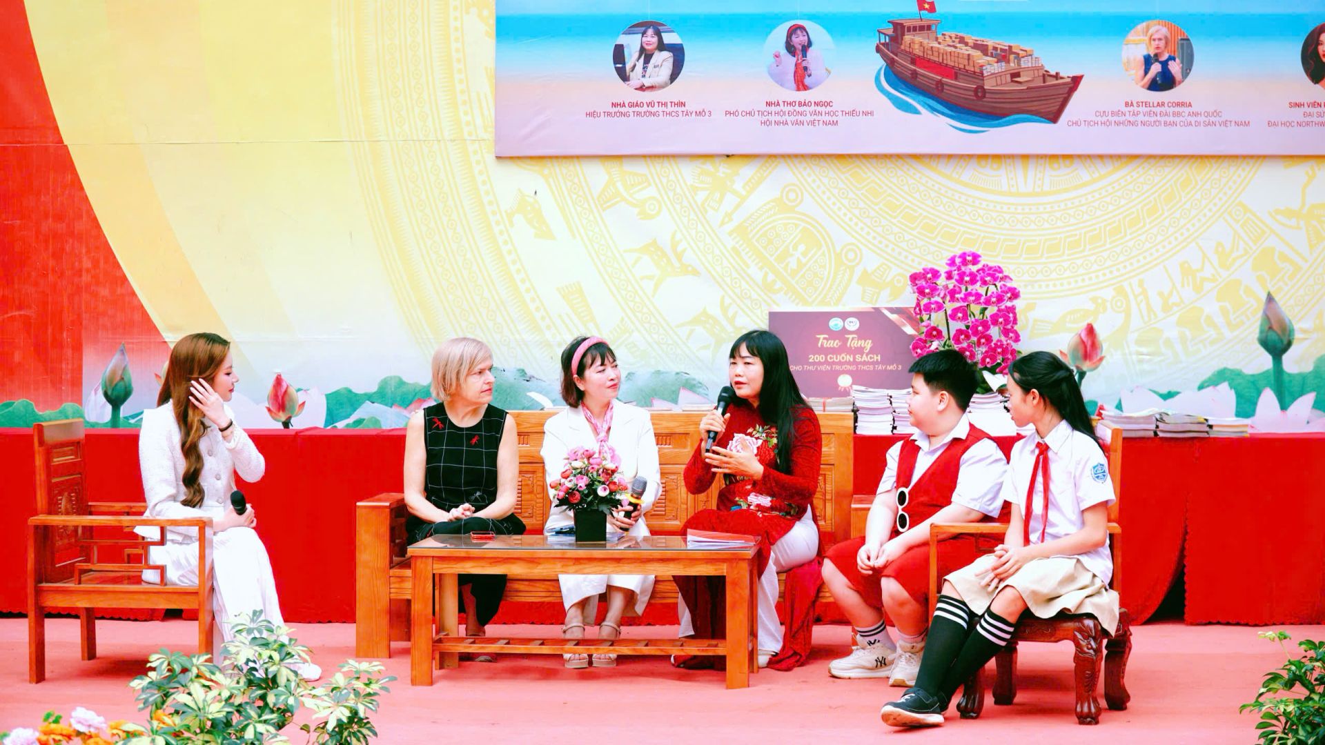 Cánh cửa tri thức mở ra từ những trang sách