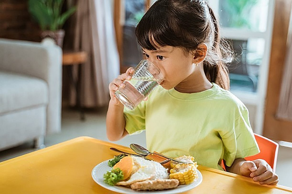 Bữa sáng là bữa ăn quan trọng trong ngày.