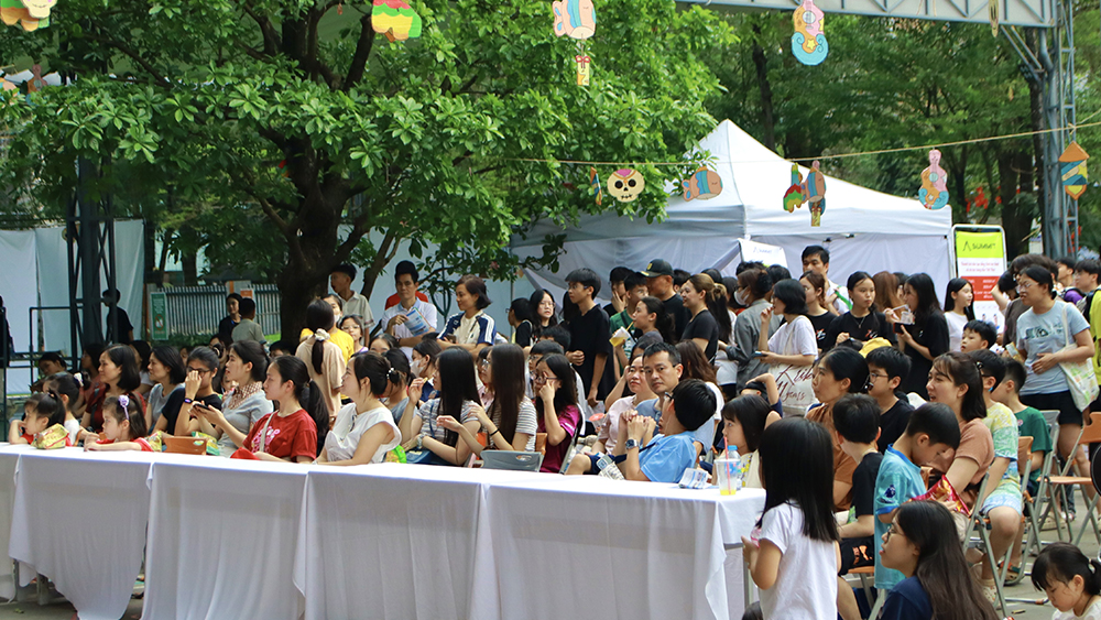 Science Fair 2026 thu h&uacute;t sự tham gia của đ&ocirc;ng đảo học sinh v&agrave; người d&acirc;n Thủ đ&ocirc;.