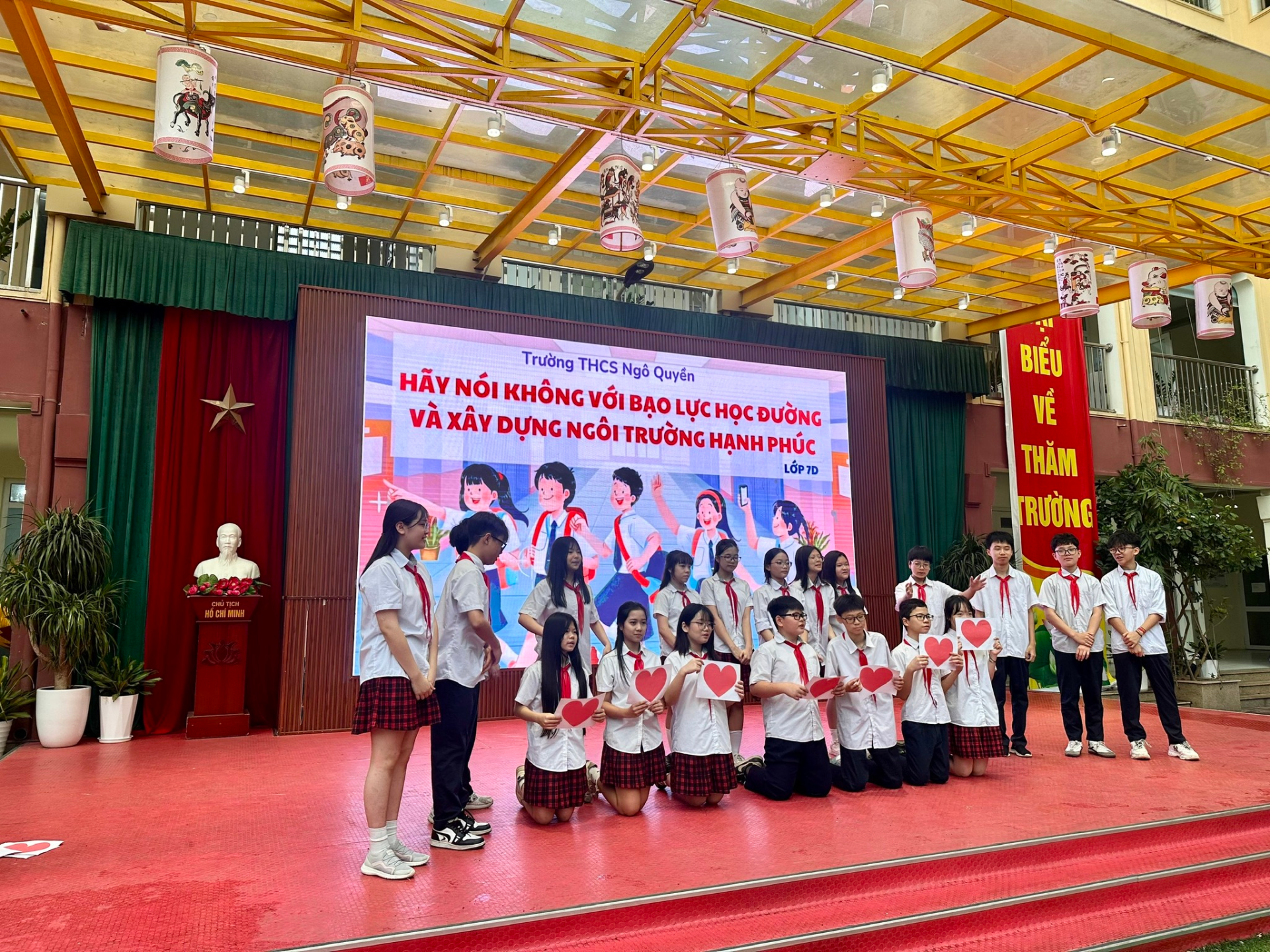 Nội dung tuy&ecirc;n truyền được c&aacute;c bạn học sinh lớp 7C v&agrave; 7D thực hiện.