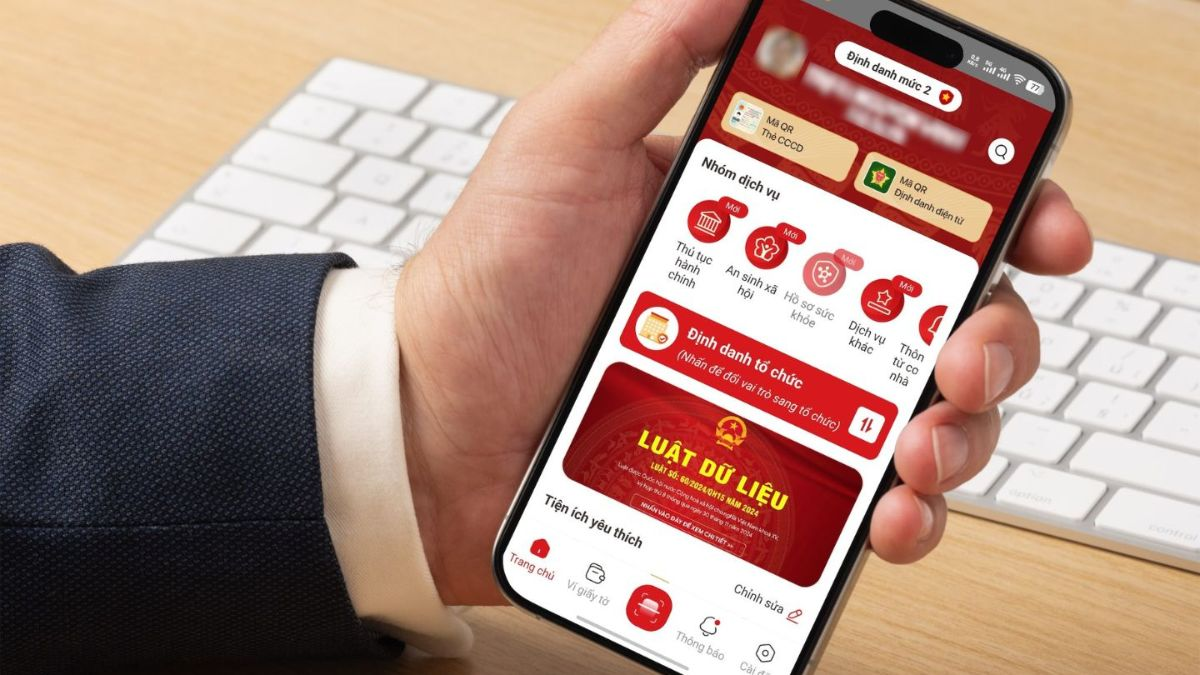 Học bạ, bằng cấp được tích hợp trên VNEID