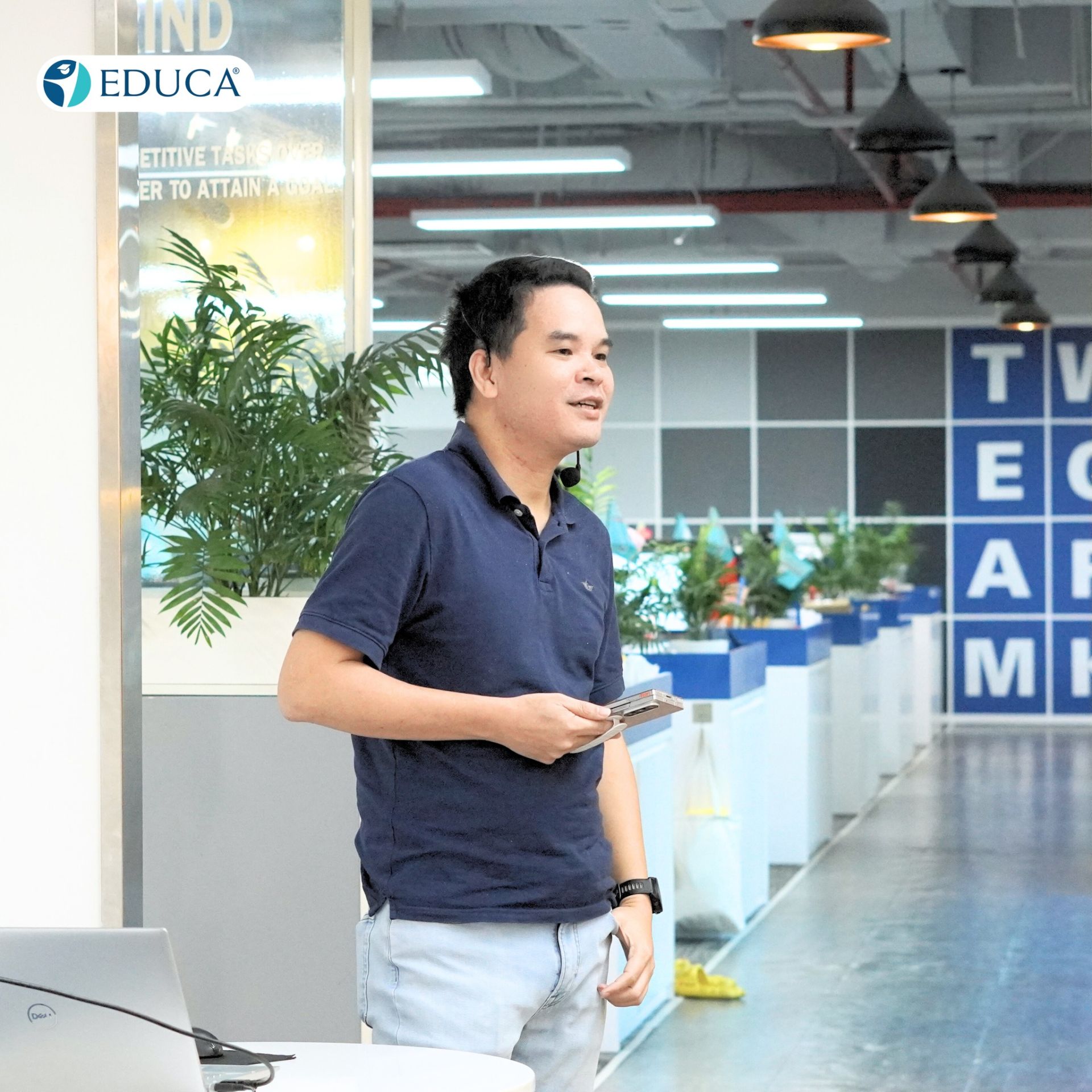 &Ocirc;ng Trần Đức H&ugrave;ng &ndash; Tổng Gi&aacute;m đốc C&ocirc;ng ty Cổ phần Gi&aacute;o dục Educa.