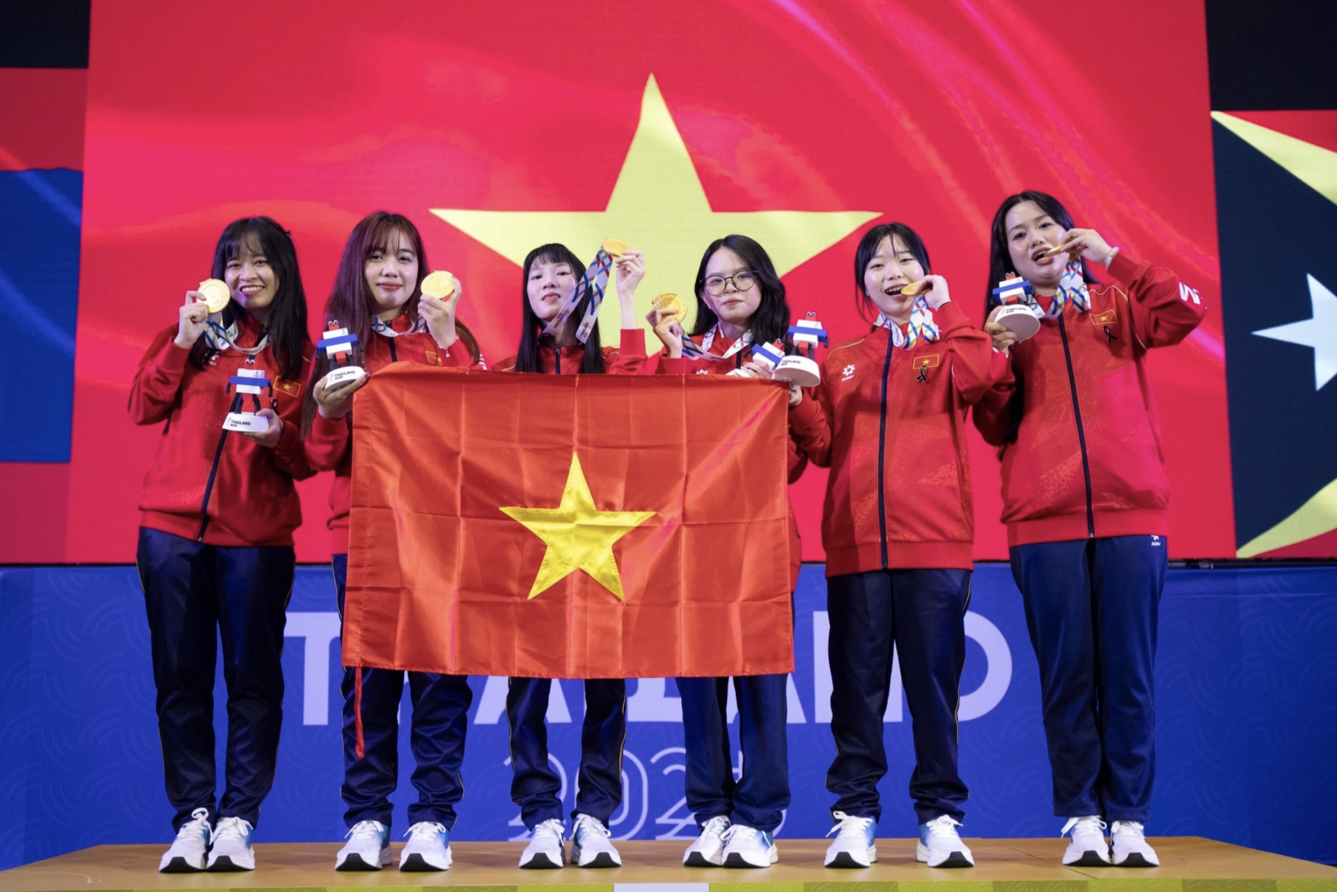 Việt Nam gi&agrave;nh HC v&agrave;ng esports m&ocirc;n Arena of Valor cho đội tuyển nữ tại SEA Games 33.