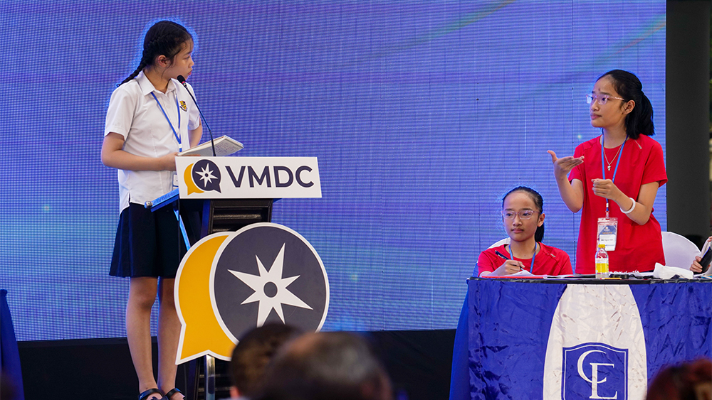 Bầu kh&ocirc;ng kh&iacute; căng thẳng của trận chung kết bảng Tiểu học VMDC M&ugrave;a 4.