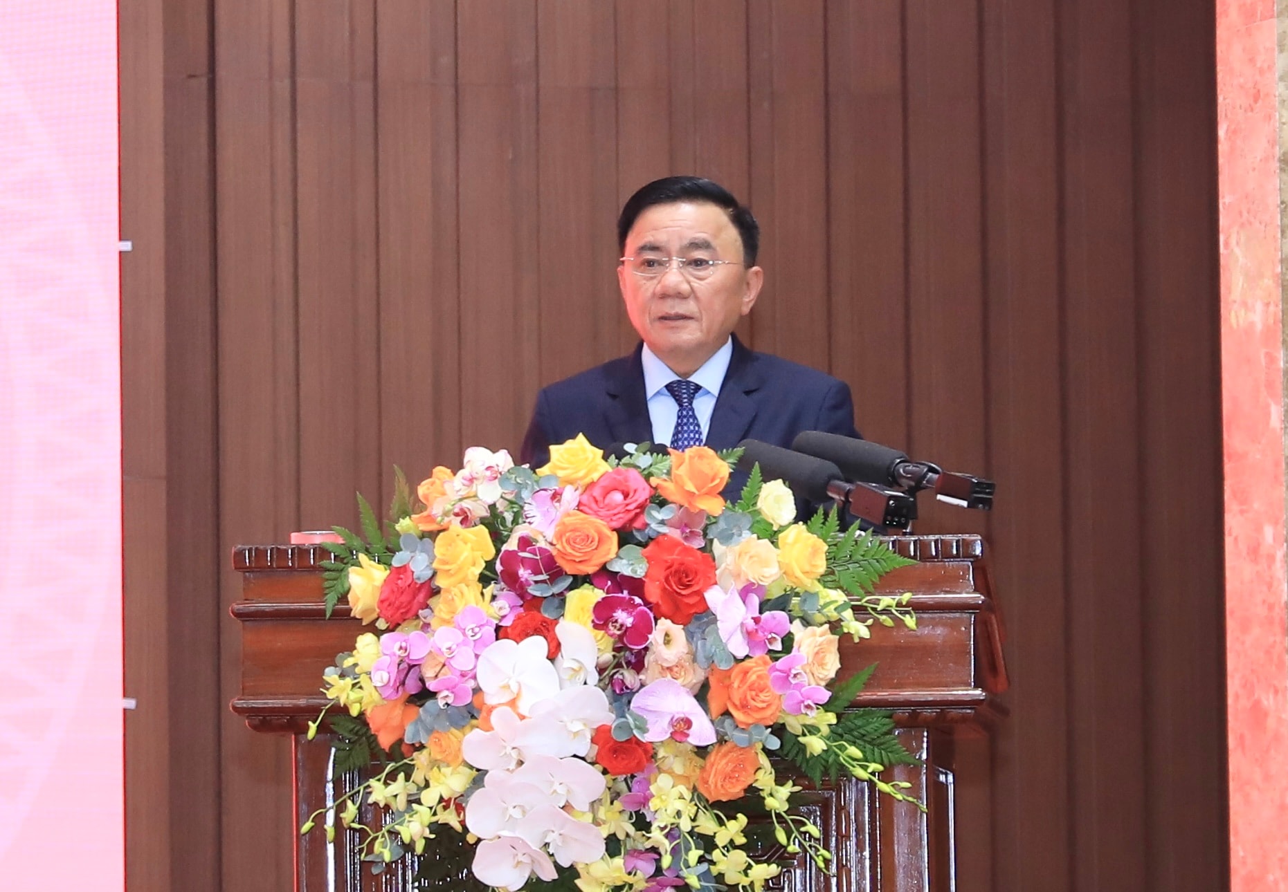 Thường trực Ban B&iacute; thư Trần Cẩm T&uacute; ph&aacute;t biểu chỉ đạo tại hội nghị.