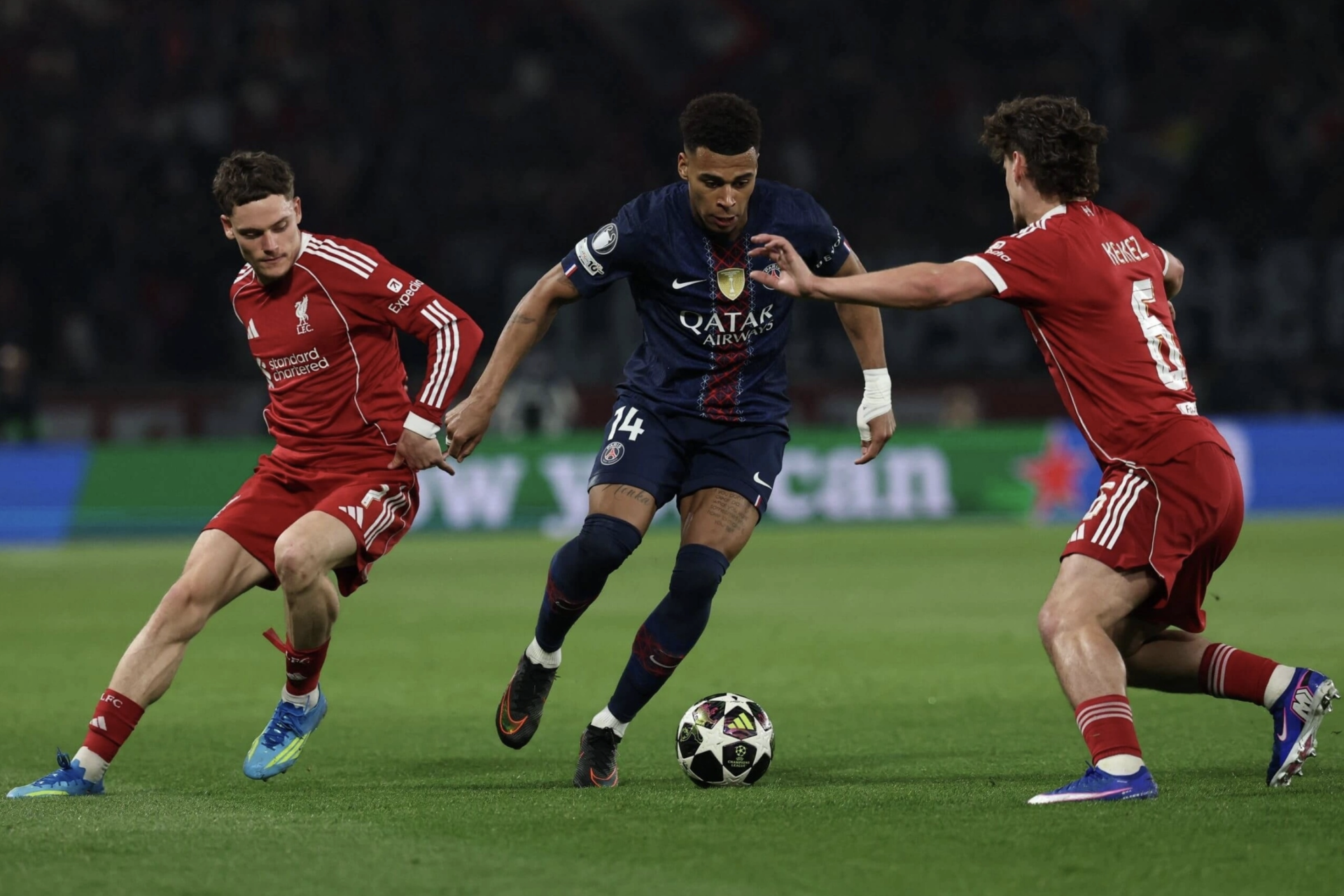 PSG áp đảo Liverpool, Barca thất thủ trước Atletico