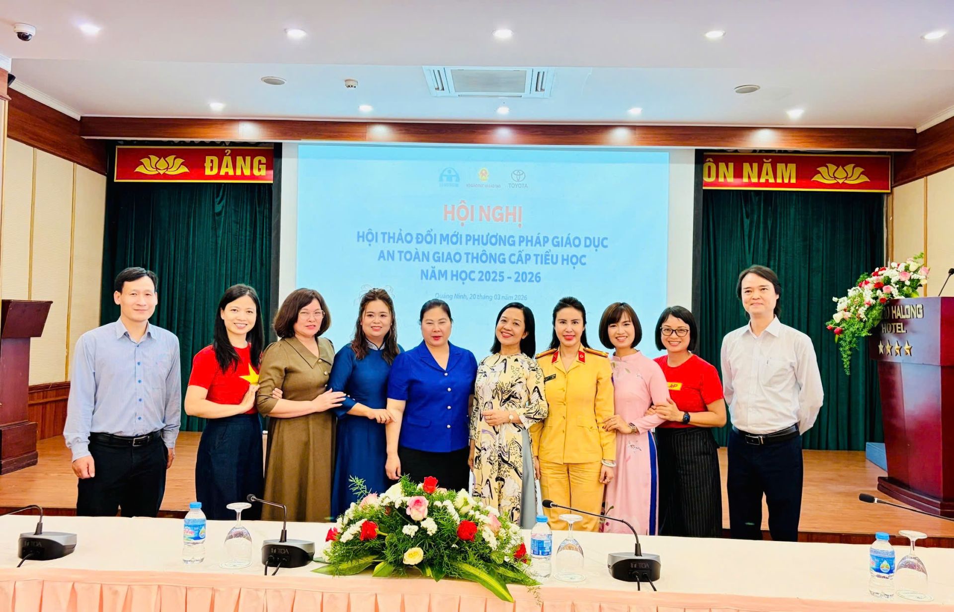 Chương tr&igrave;nh hội thảo c&oacute; chủ đề &ldquo;Đổi mới dạy học An to&agrave;n giao th&ocirc;ng cấp Tiểu học&rdquo;.