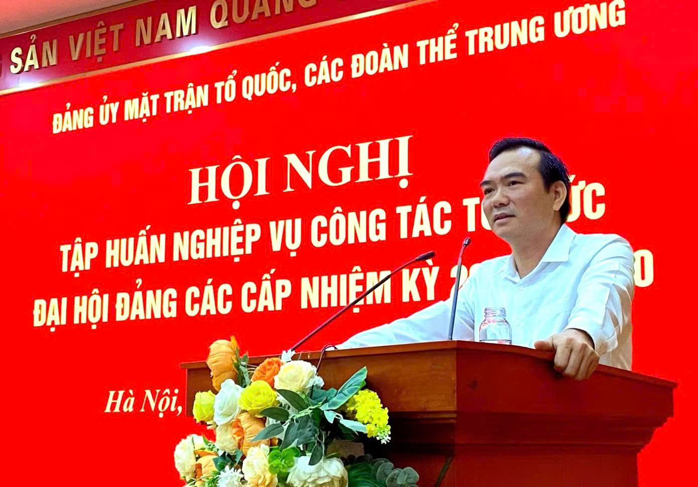 TS. Nguyễn Minh Chung, Ủy vi&ecirc;n Ban Thường vụ, Trưởng ban Tuy&ecirc;n gi&aacute;o v&agrave; D&acirc;n vận Đảng ủy Mặt trận Tổ quốc, c&aacute;c đo&agrave;n thể Trung ương.