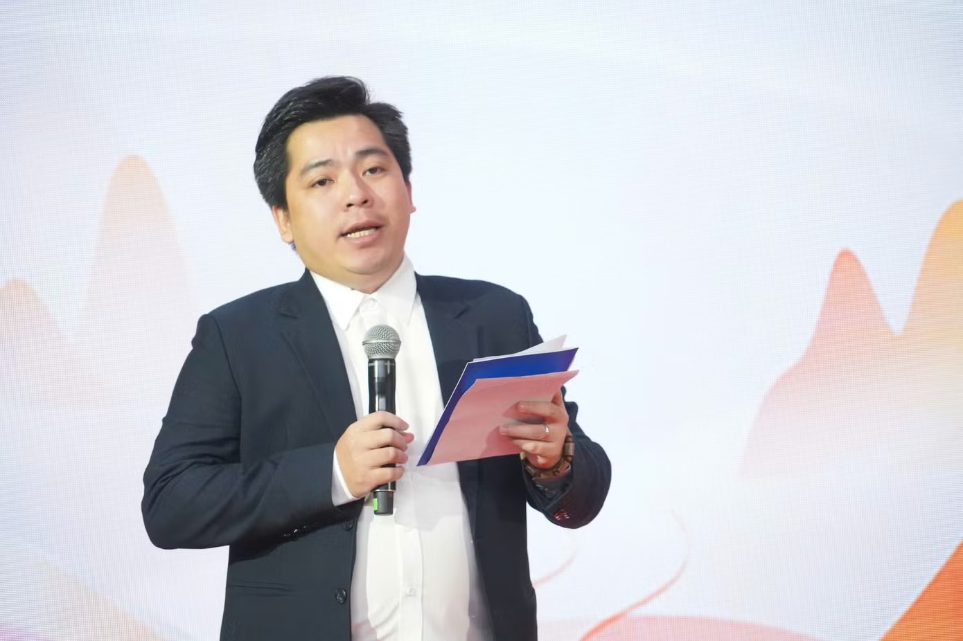 Anh Nguyễn Th&agrave;nh Tr&iacute; - Gi&aacute;m đốc Vận h&agrave;nh của Zeit Media TP. H&ocirc;̀ Chí Minh.