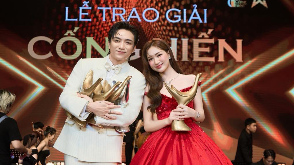 Hòa Minzy, Soobin Hoàng Sơn đoạt giải Cống hiến