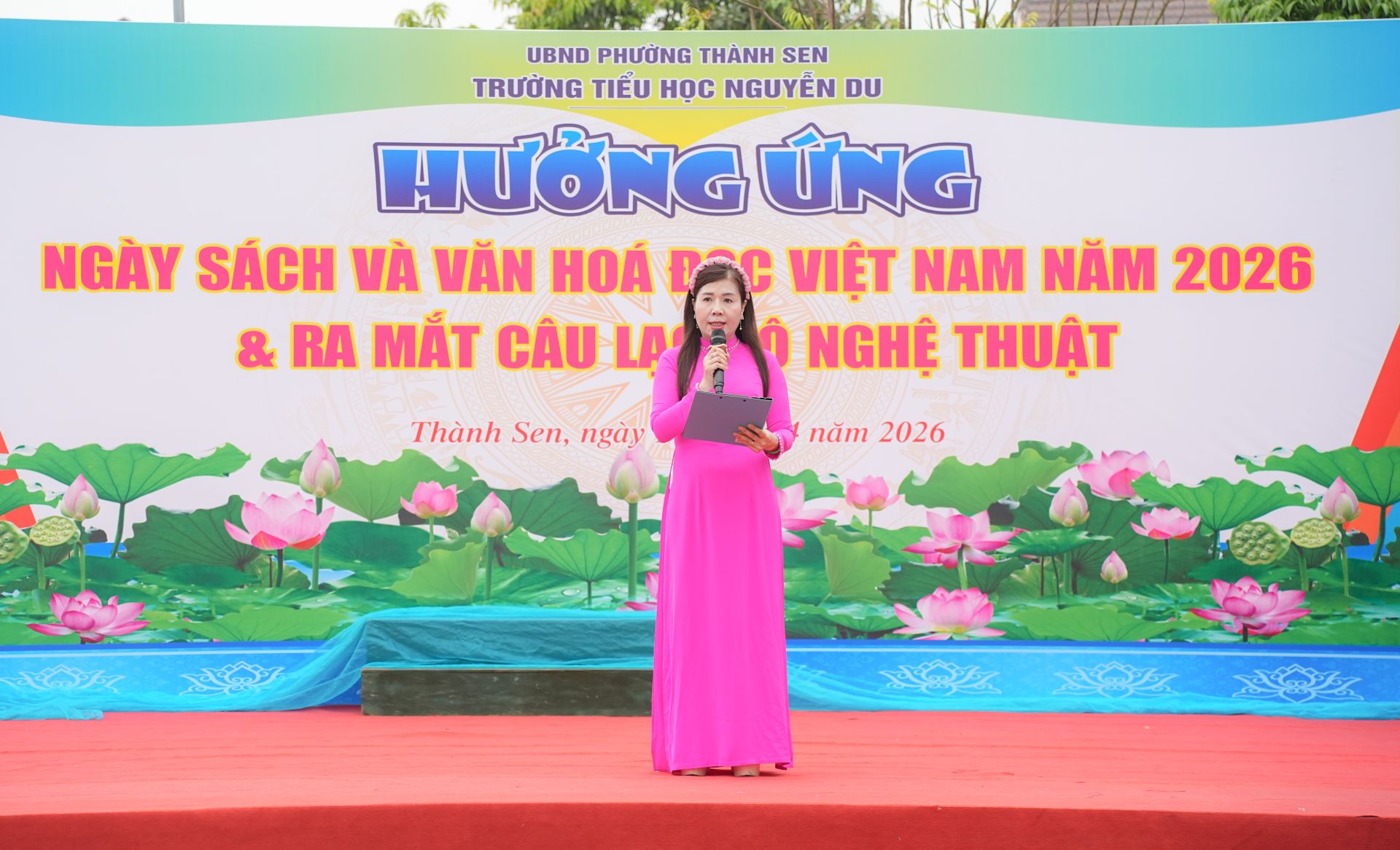 giới thiệu c&acirc;u lạc bộ Nghệ thuật của Trường