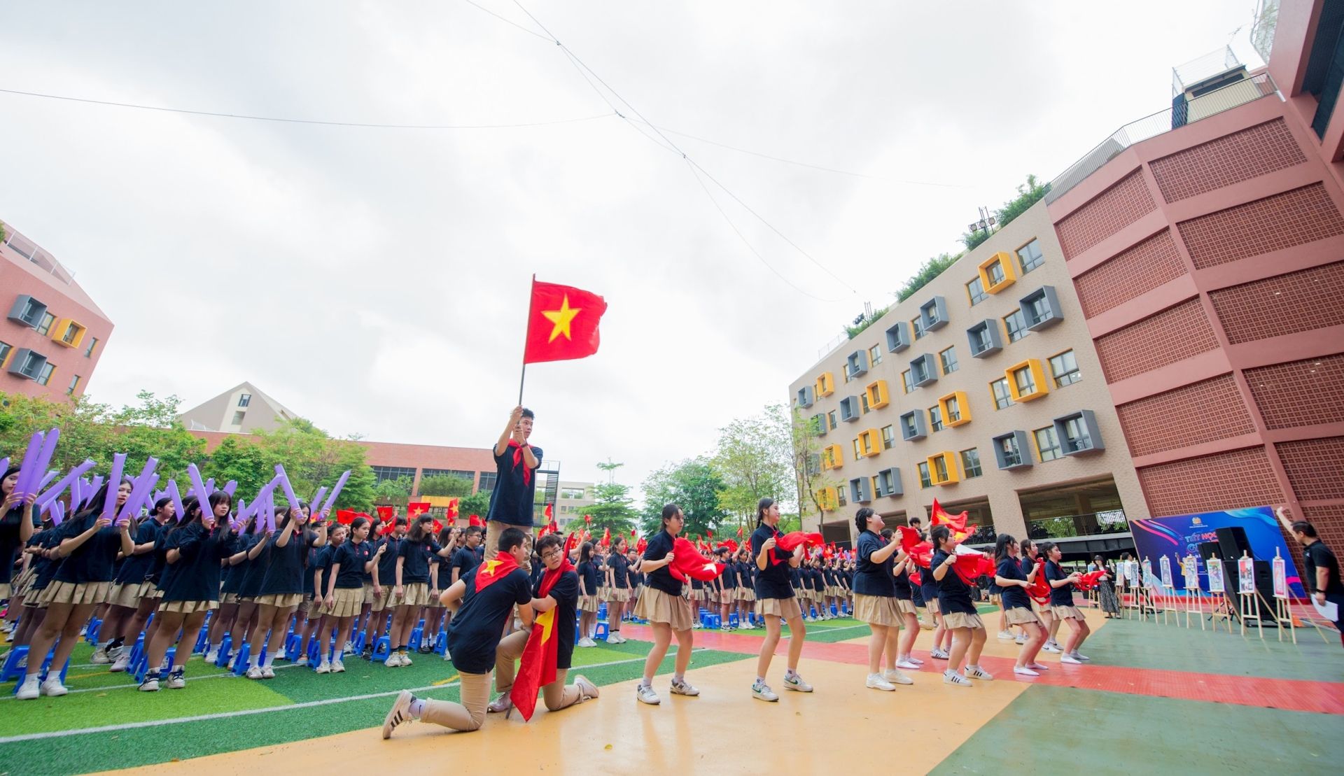 Trường THCS - THPT Marie Curie Long Bi&ecirc;n tổng duyệt c&aacute;c nội dung cho &ldquo;Tiết học Gen Z&rdquo;.