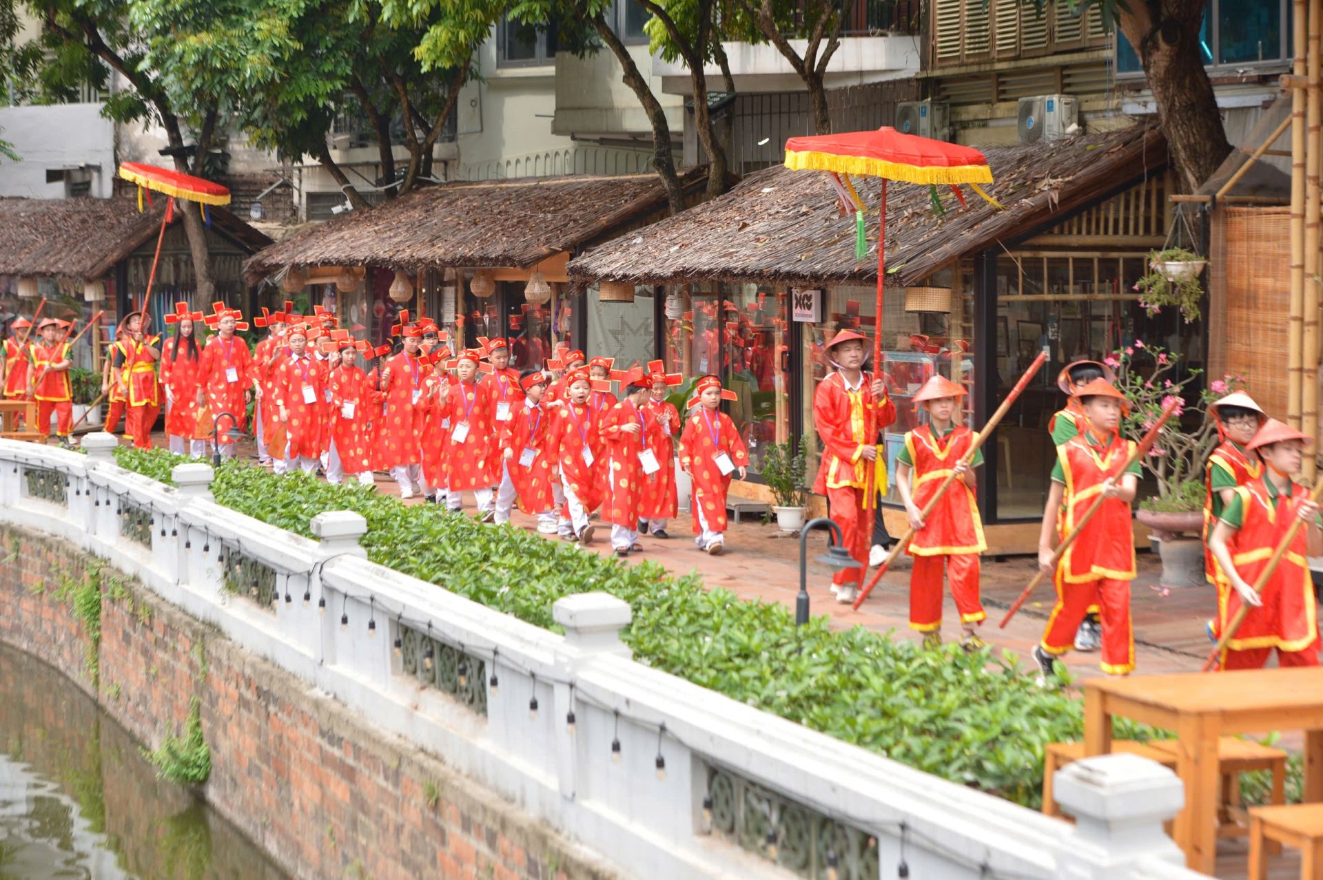 22 Trạng nguy&ecirc;n thực hiện Nghi thức Rước trạng long trọng, &yacute; nghĩa, ghi dấu ấn m&ugrave;a thứ 24.