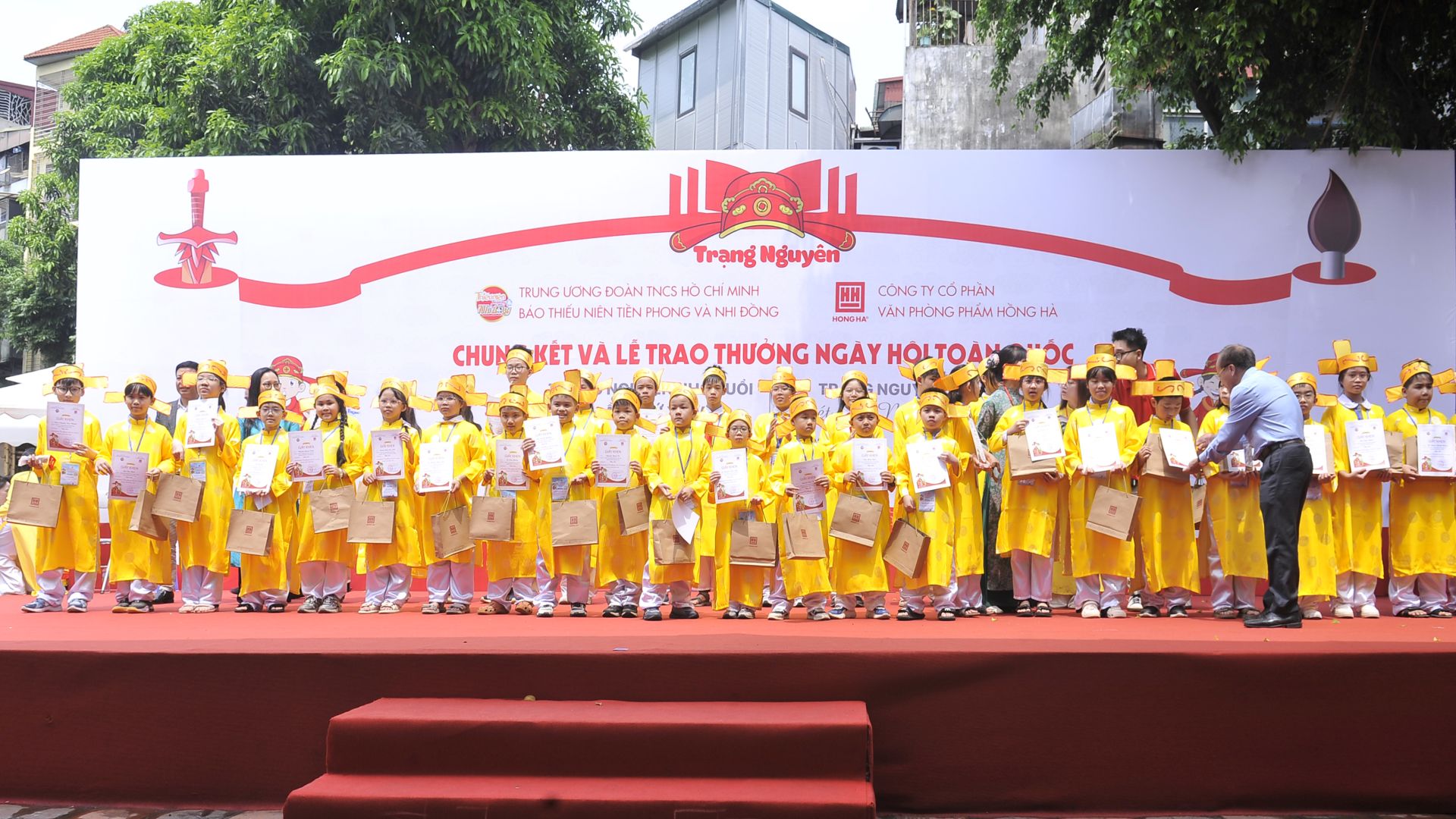 Danh hiệu Th&aacute;m Hoa nội dung Trạng nguy&ecirc;n nhỏ tuổi thuộc về 36 &ldquo;sĩ tử&rdquo;.