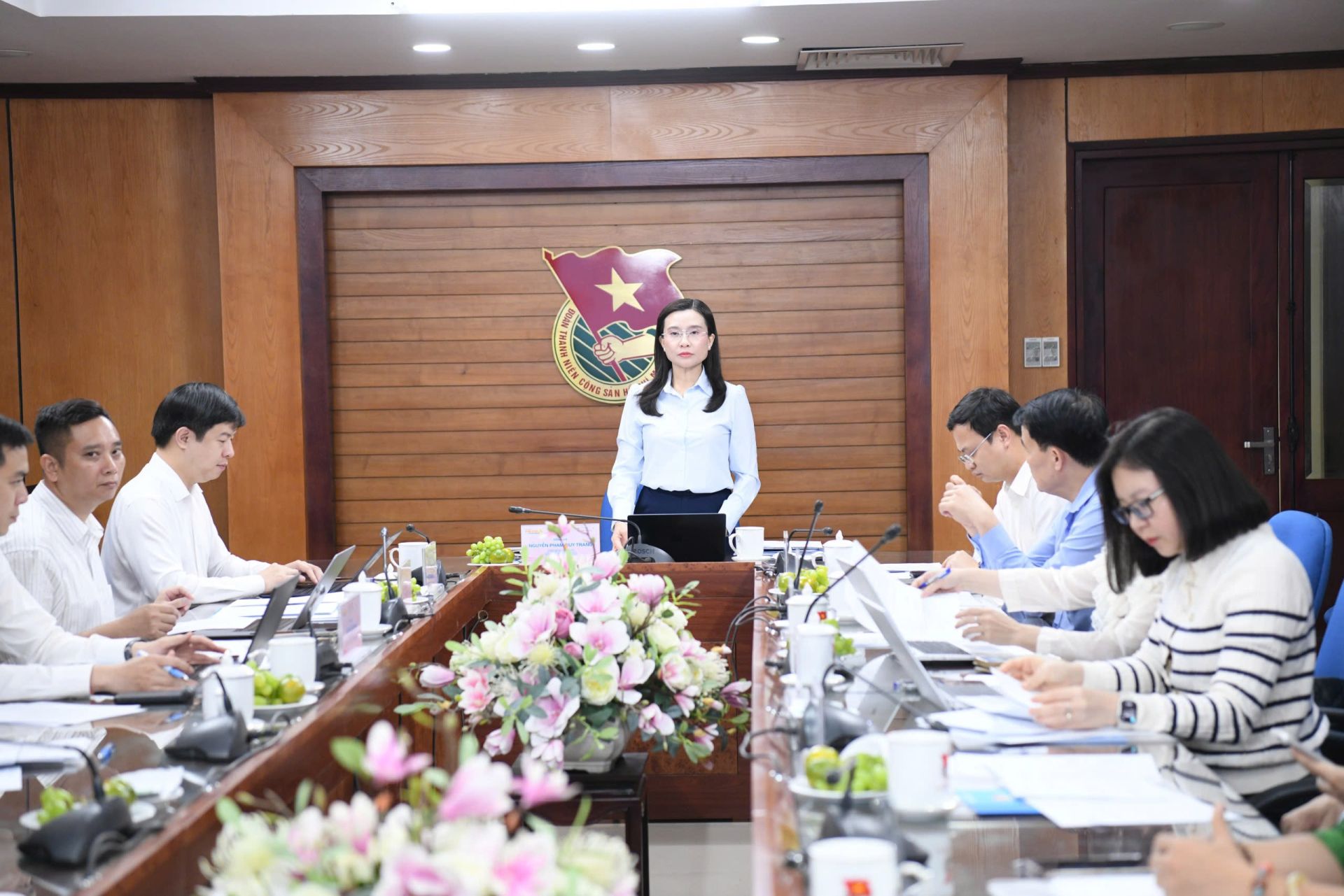 Hội đồng họp x&eacute;t trao Giải thưởng C&aacute;nh &eacute;n hồng năm 2026.