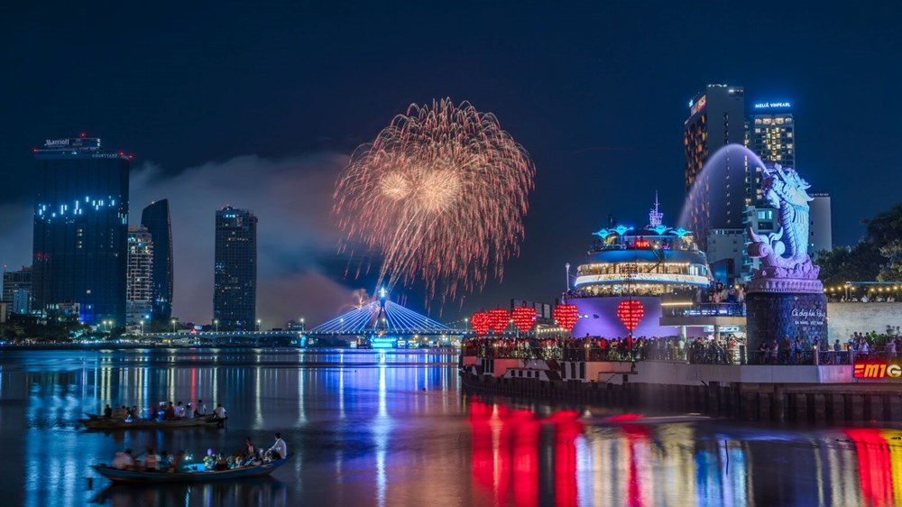 Lễ hội ph&aacute;o hoa quốc tế Đ&agrave; Nẵng - DIFF 2026 v&agrave;o Top lễ hội m&ugrave;a h&egrave; đ&aacute;ng trải nghiệm nhất to&agrave;n cầu.