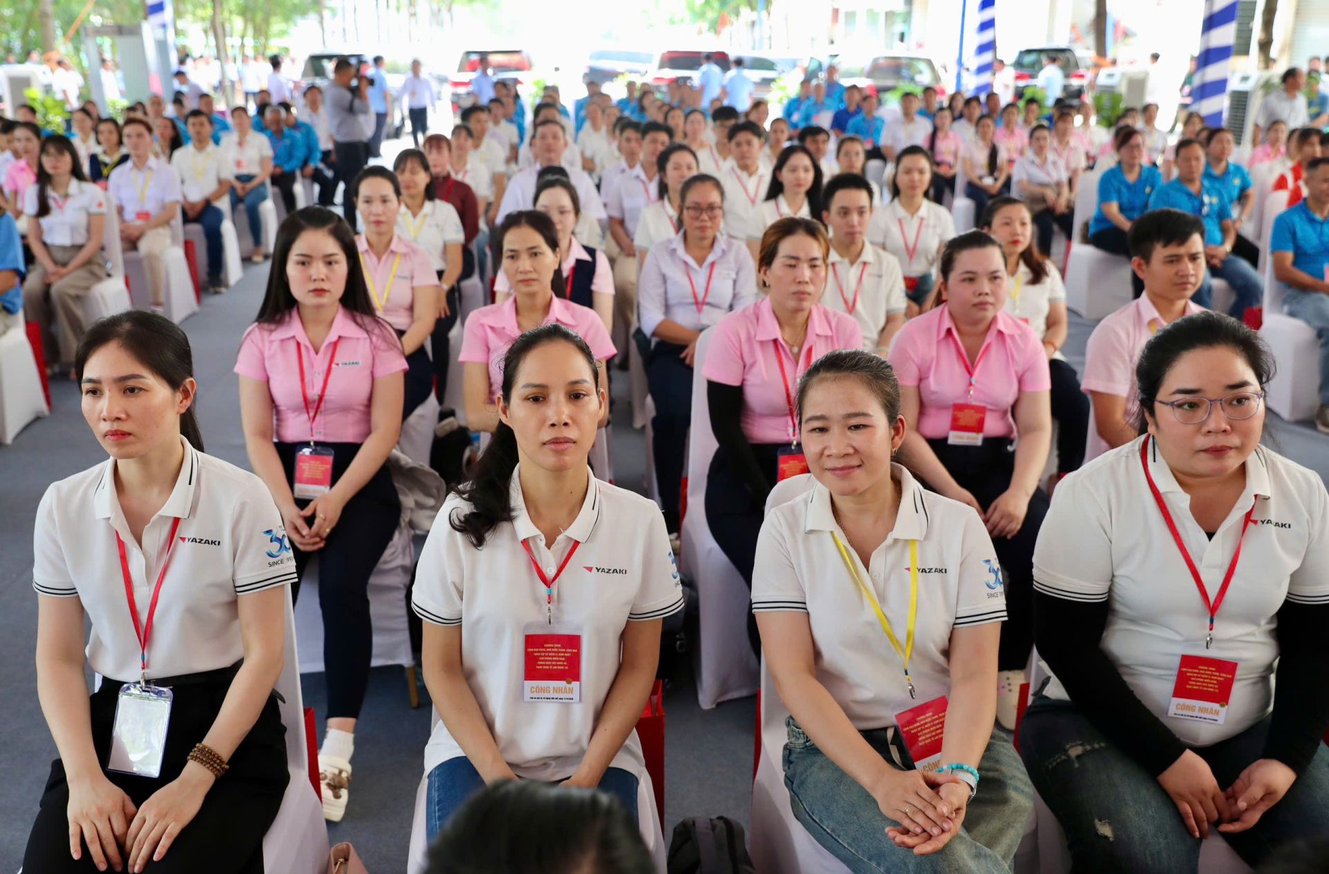 C&ocirc;ng nh&acirc;n, người lao động tại Th&agrave;nh phố Hồ Ch&iacute; Minh tại buổi gặp mặt. 