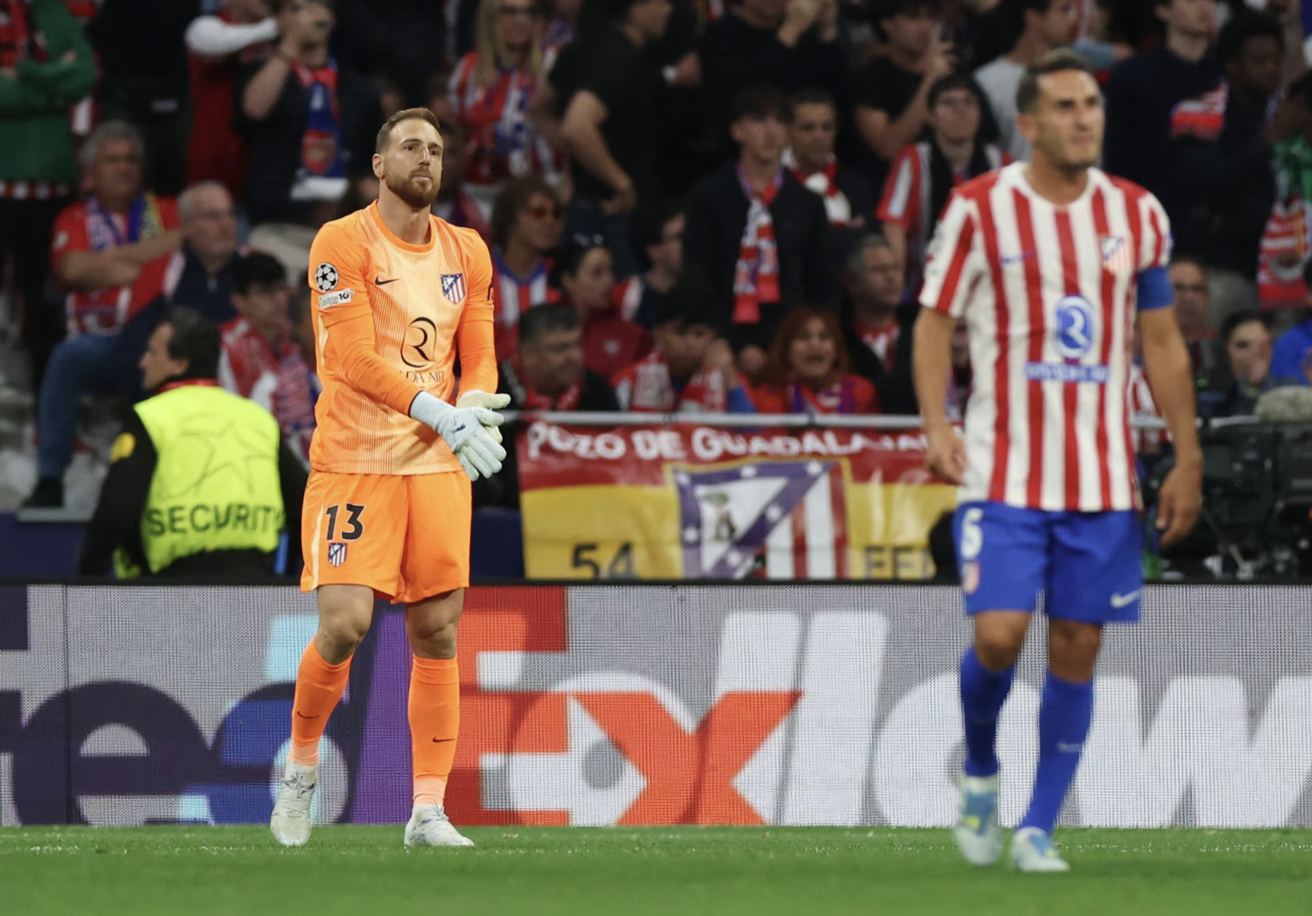 Atletico Madrid và Arsenal bất phân thắng bại ở Bán kết Champions League