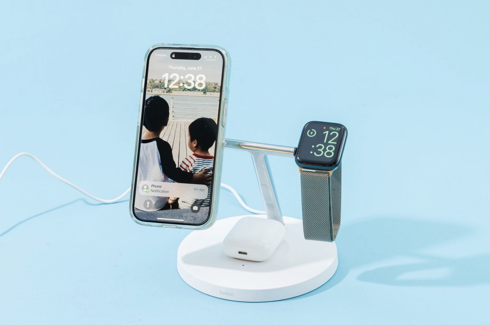 N&ecirc;n tr&aacute;nh sạc kh&ocirc;ng d&acirc;y qua đ&ecirc;m bởi nhiệt độ c&oacute; thể ảnh hưởng đến pin.