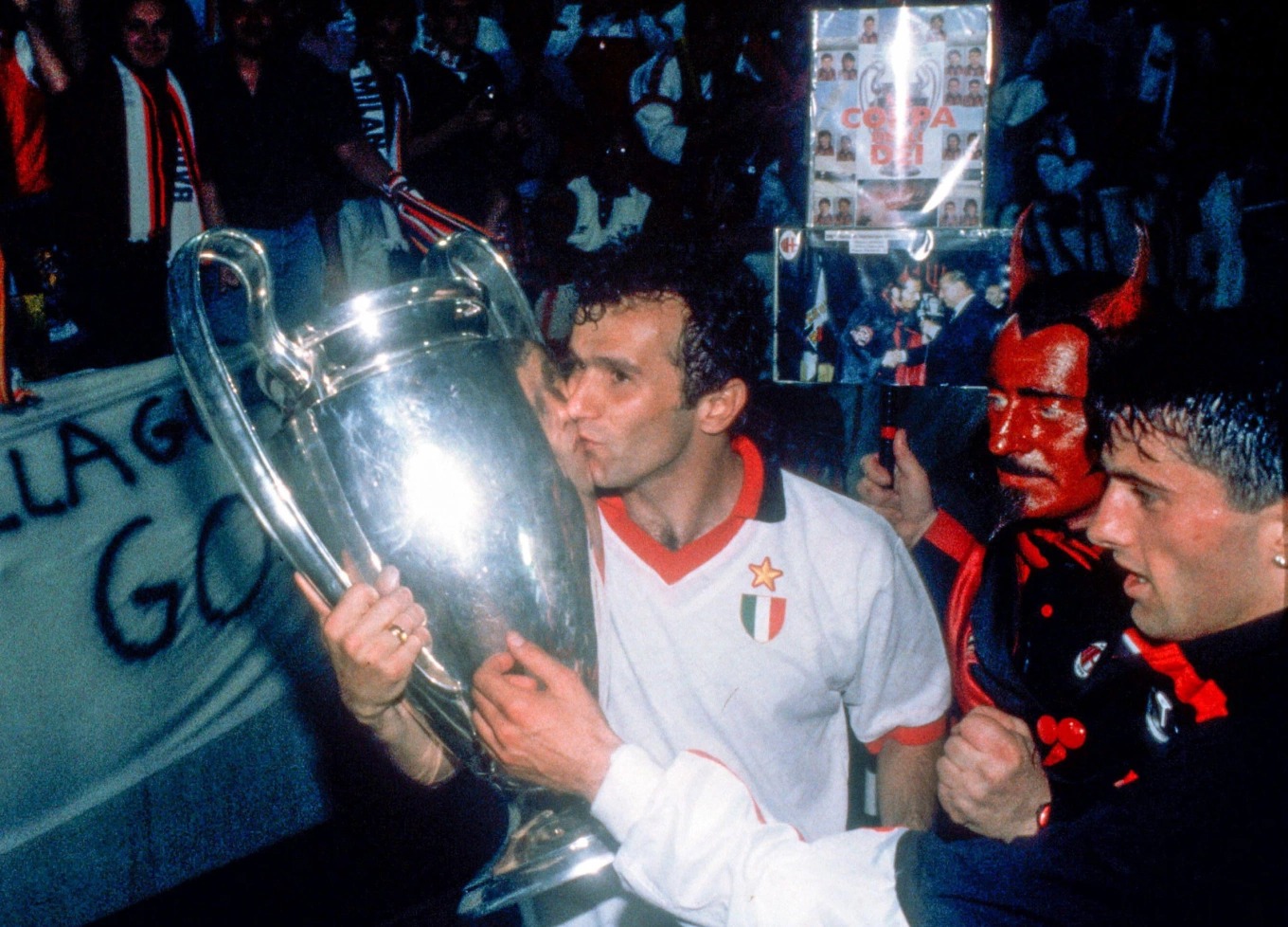 Cựu cầu thủ Dejan Savicevic từng ghi b&agrave;n cho AC Milan ở chung kết Champions League 1994. 