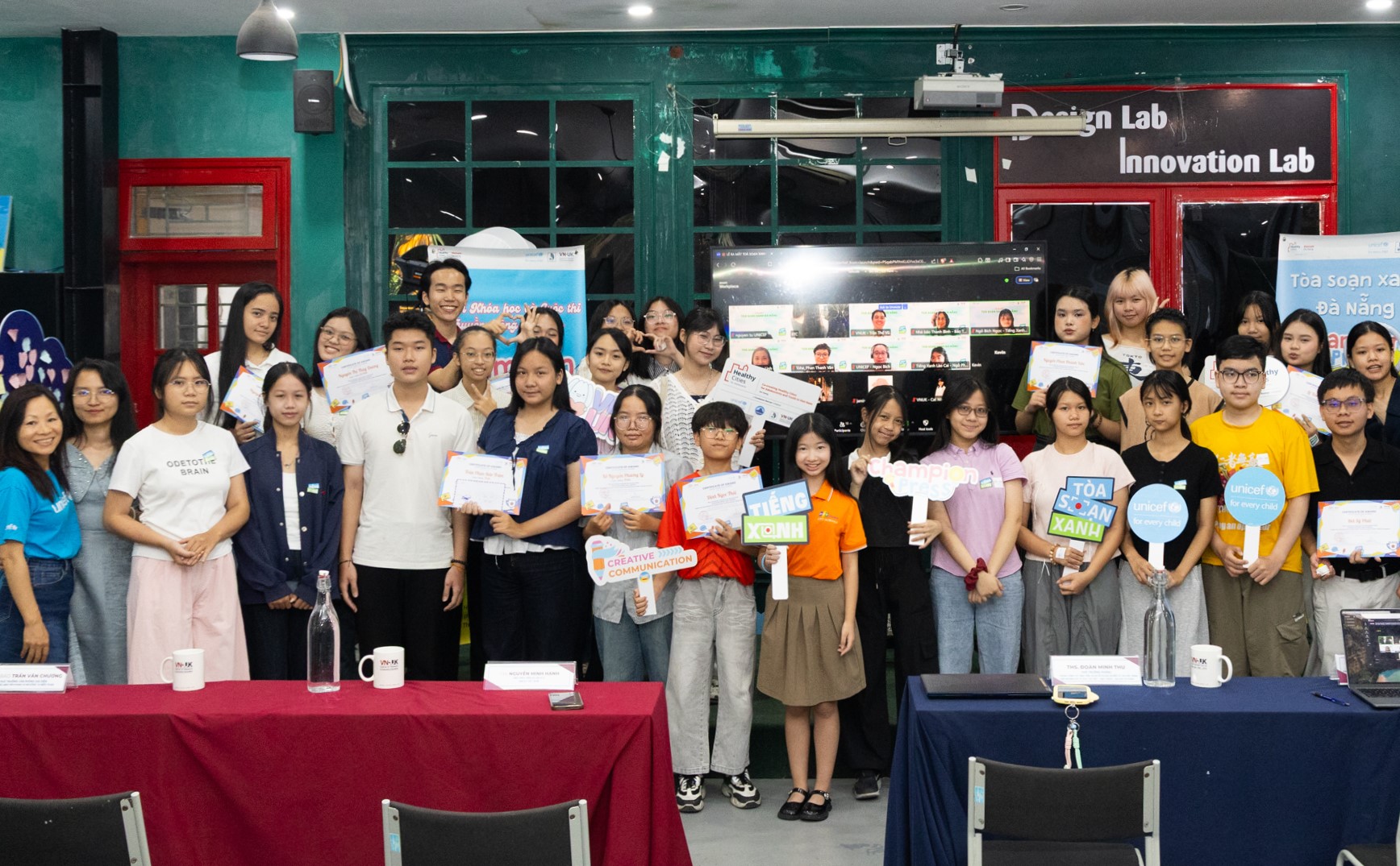  T&ograve;a soạn Xanh Đ&agrave; Nẵng ch&iacute;nh thức ra mắt với 26 th&agrave;nh vi&ecirc;n l&agrave; học sinh, sinh vi&ecirc;n tr&ecirc;n địa b&agrave;n.