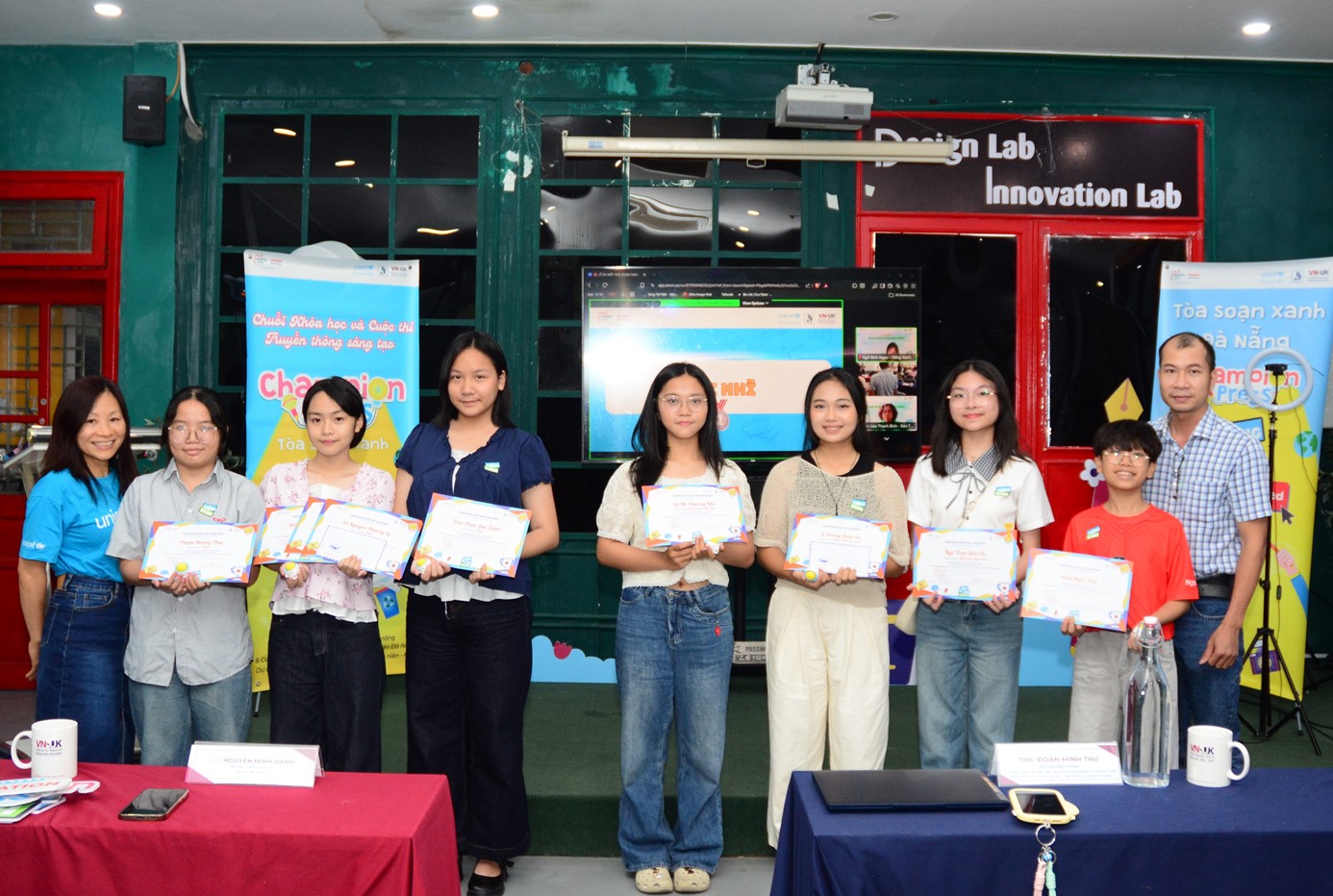 Ban Tổ chức cũng trao giải cuộc thi &ldquo;Champion Press&rdquo;, vinh danh nhiều &yacute; tưởng truyền th&ocirc;ng s&aacute;ng tạo của c&aacute;c bạn trẻ.