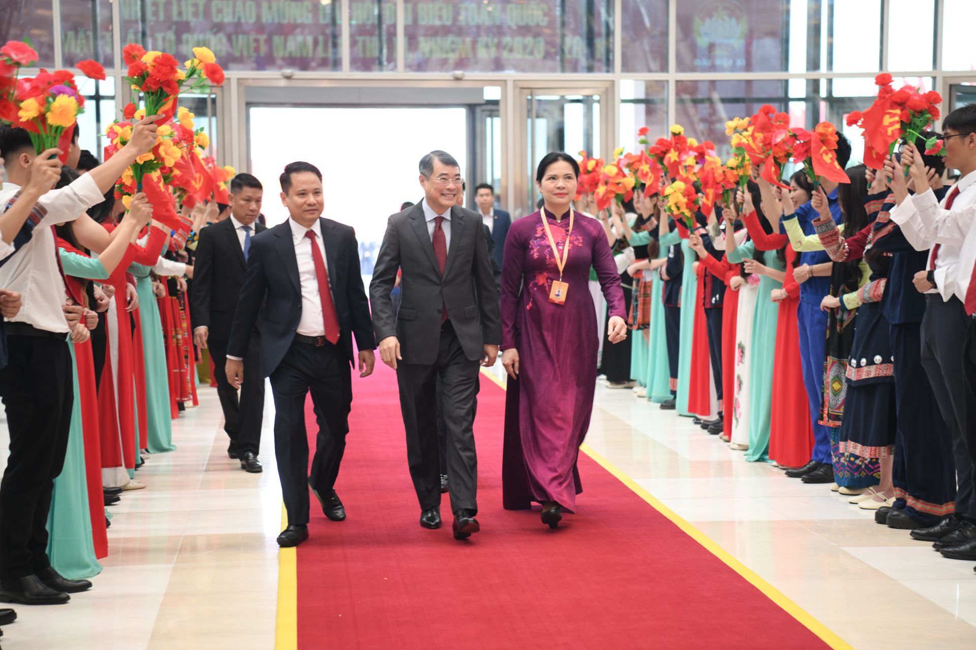 Thủ tướng Ch&iacute;nh phủ L&ecirc; Minh Hưng tham dự Đại hội.