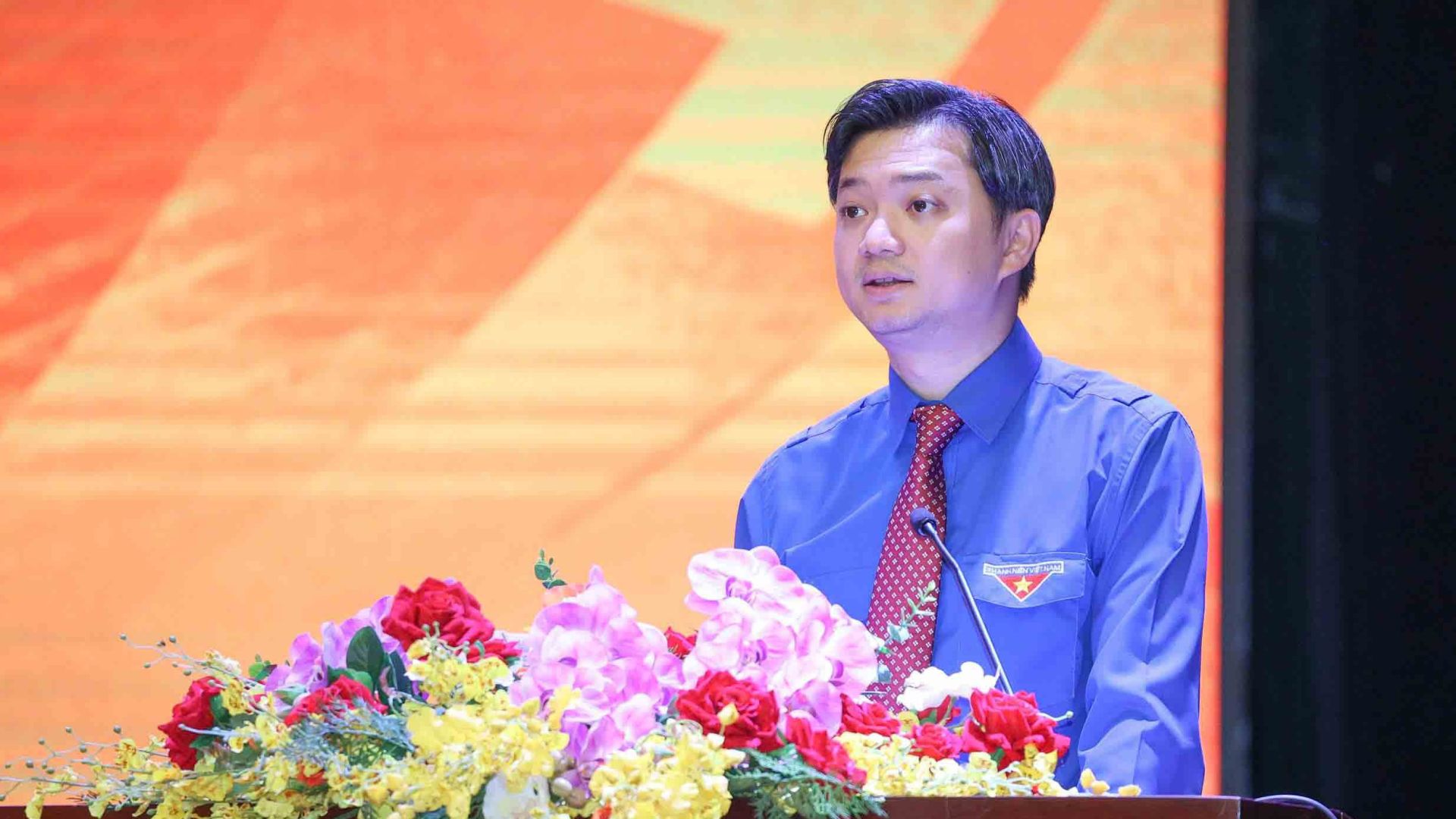 Công tác chính trị, tư tưởng đi trước, mở đường trong kỷ nguyên mới