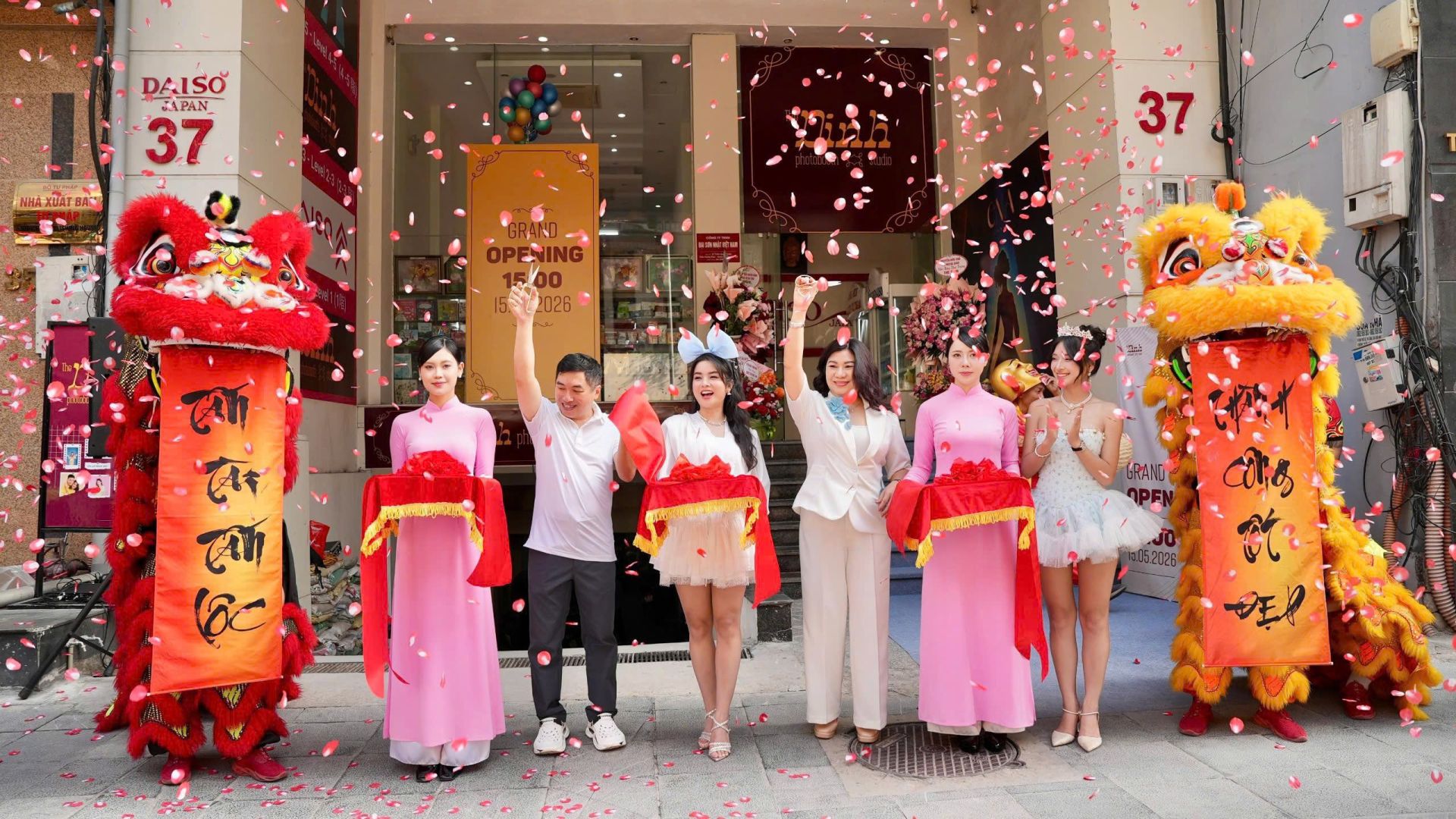 Lễ ra mắt CNA Creative Arts.