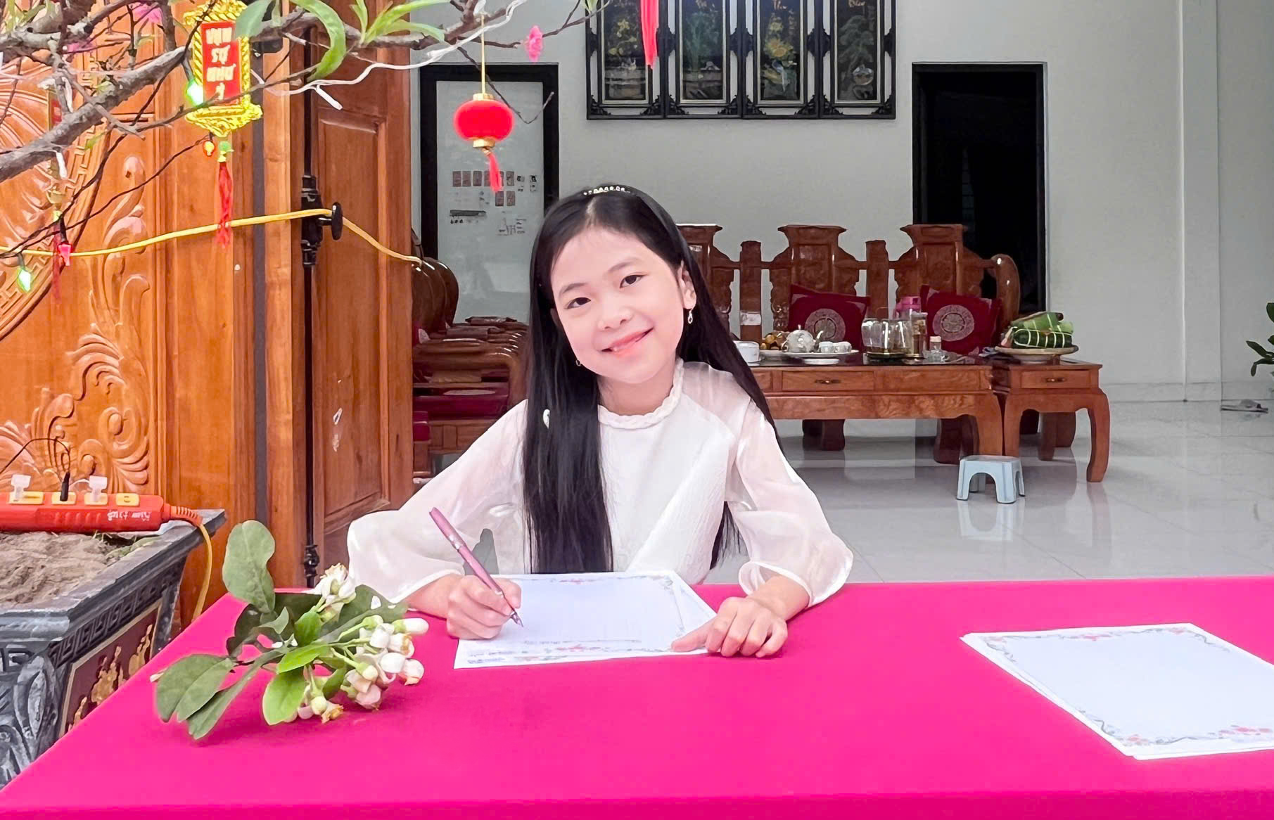 Ch&acirc;n dung c&ocirc; bạn xinh xắn Nguyễn Thanh Tr&agrave;. 