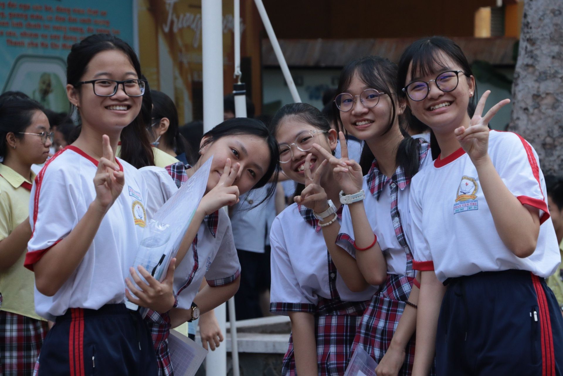 TP. H&ocirc;̀ Chí Minh có hơn 1.500 học sinh thu&ocirc;̣c di&ecirc;̣n tuy&ecirc;̉n thằng vào lớp 10.