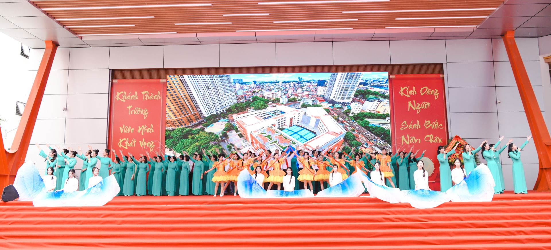 Những tiết mục văn nghệ ch&agrave;o mừng của c&ocirc; v&agrave; tr&ograve; trường THCS Giảng V&otilde; 2.