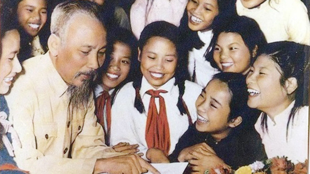 Vận dụng Tư tưởng Hồ Chí Minh về "Đoàn kết, Đoàn kết, Đại đoàn kết" trong giai đoạn phát triển mới của đất nước