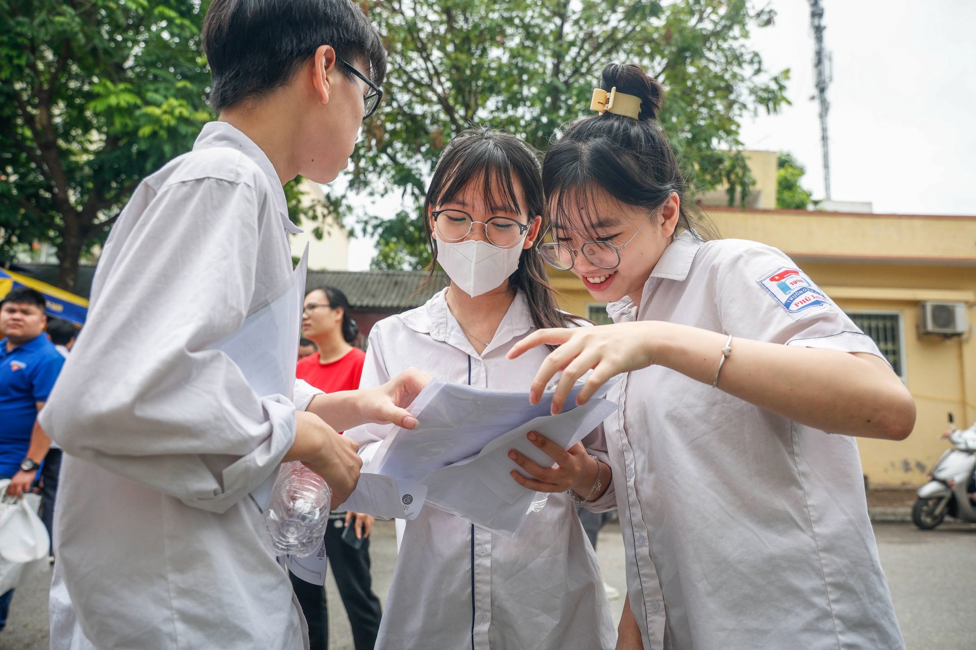 Thi vào lớp 10 là kỳ thi quan trọng đ&ocirc;́i với học sinh cả nước.