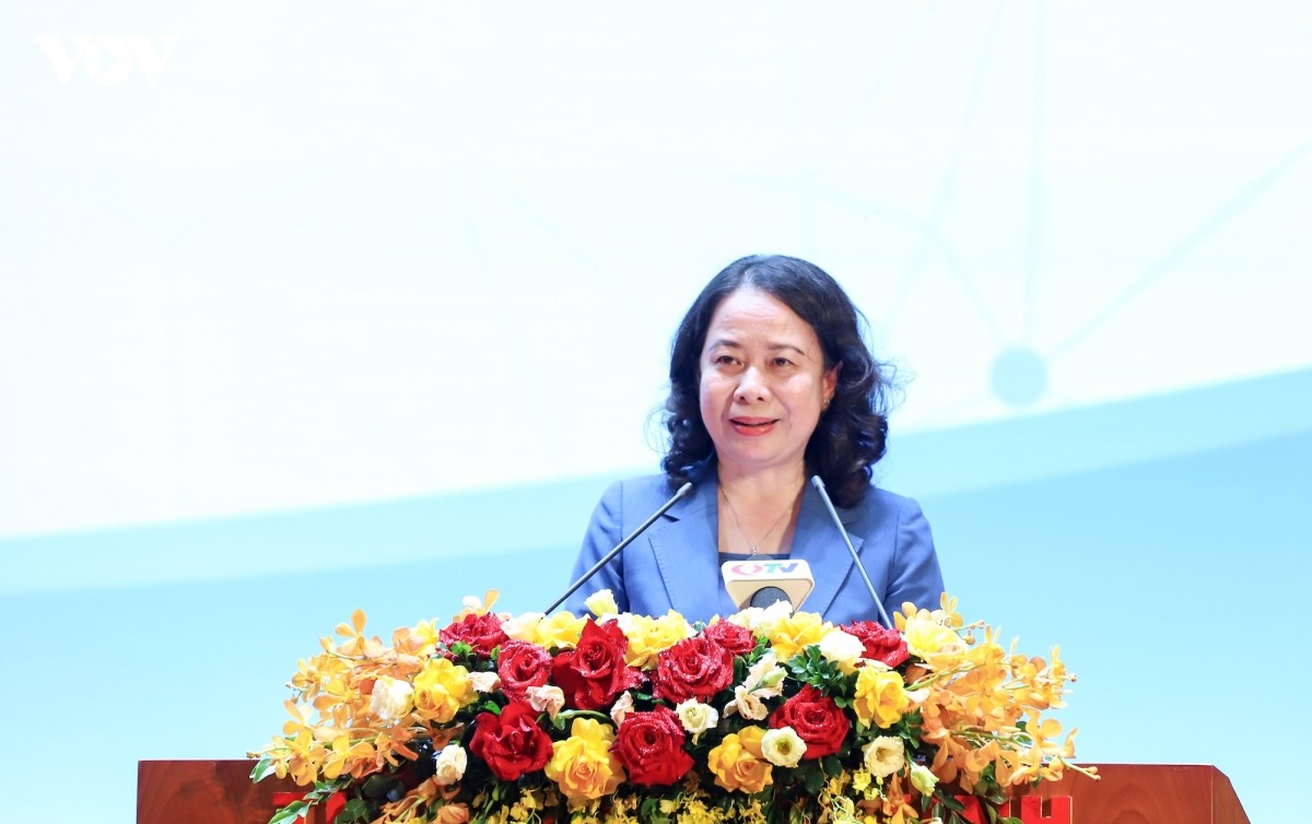 Bác Võ Thị Ánh Xu&acirc;n phát bi&ecirc;̉u tại bu&ocirc;̉i l&ecirc;̃.