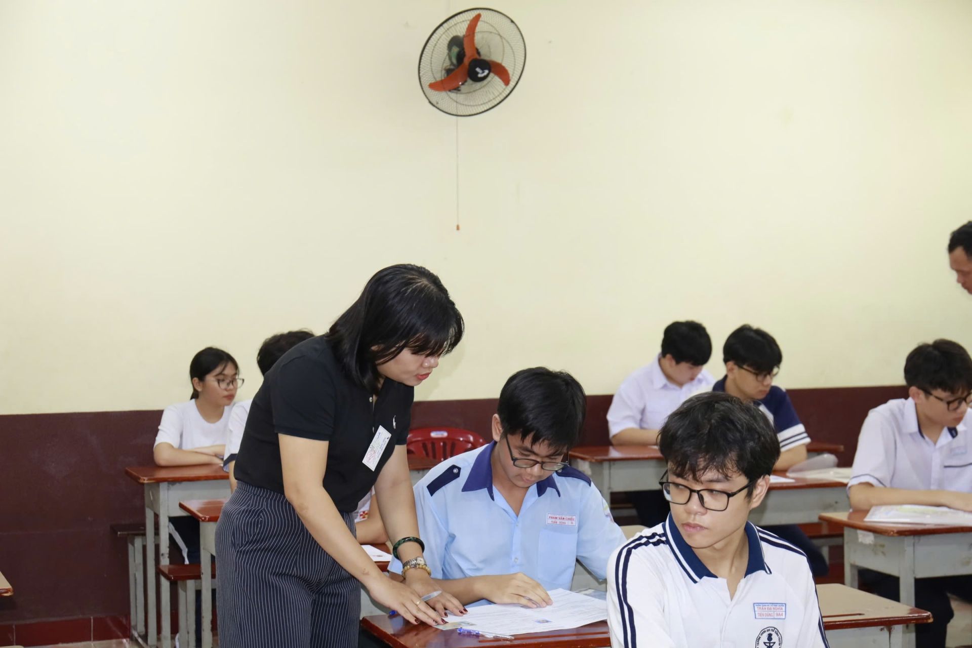 Hơn 151.000 học sinh TP. Hồ Ch&iacute; Minh bước v&agrave;o kỳ thi lớp 10.
