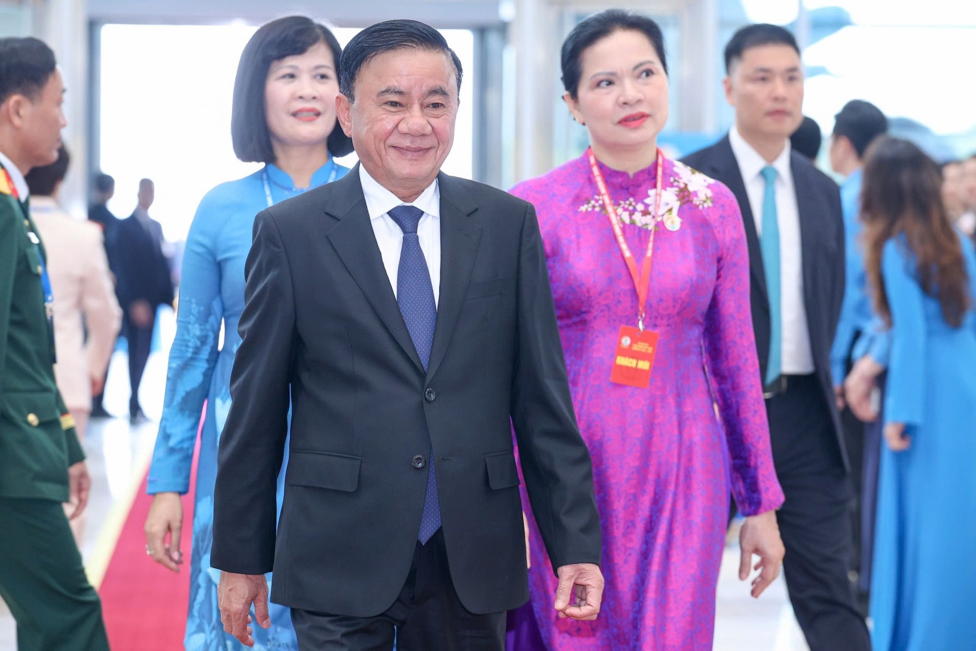 Thường trực Ban B&iacute; thư Trần Cẩm T&uacute; dự đại hội.