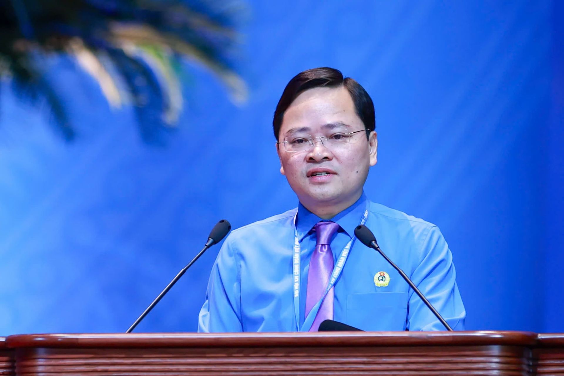  B&aacute;c Nguyễn Anh Tuấn ph&aacute;t biểu tại Đại hội C&ocirc;ng đo&agrave;n Việt Nam lần thứ XIV diễn ra ng&agrave;y 5/6 tại H&agrave; Nội. 