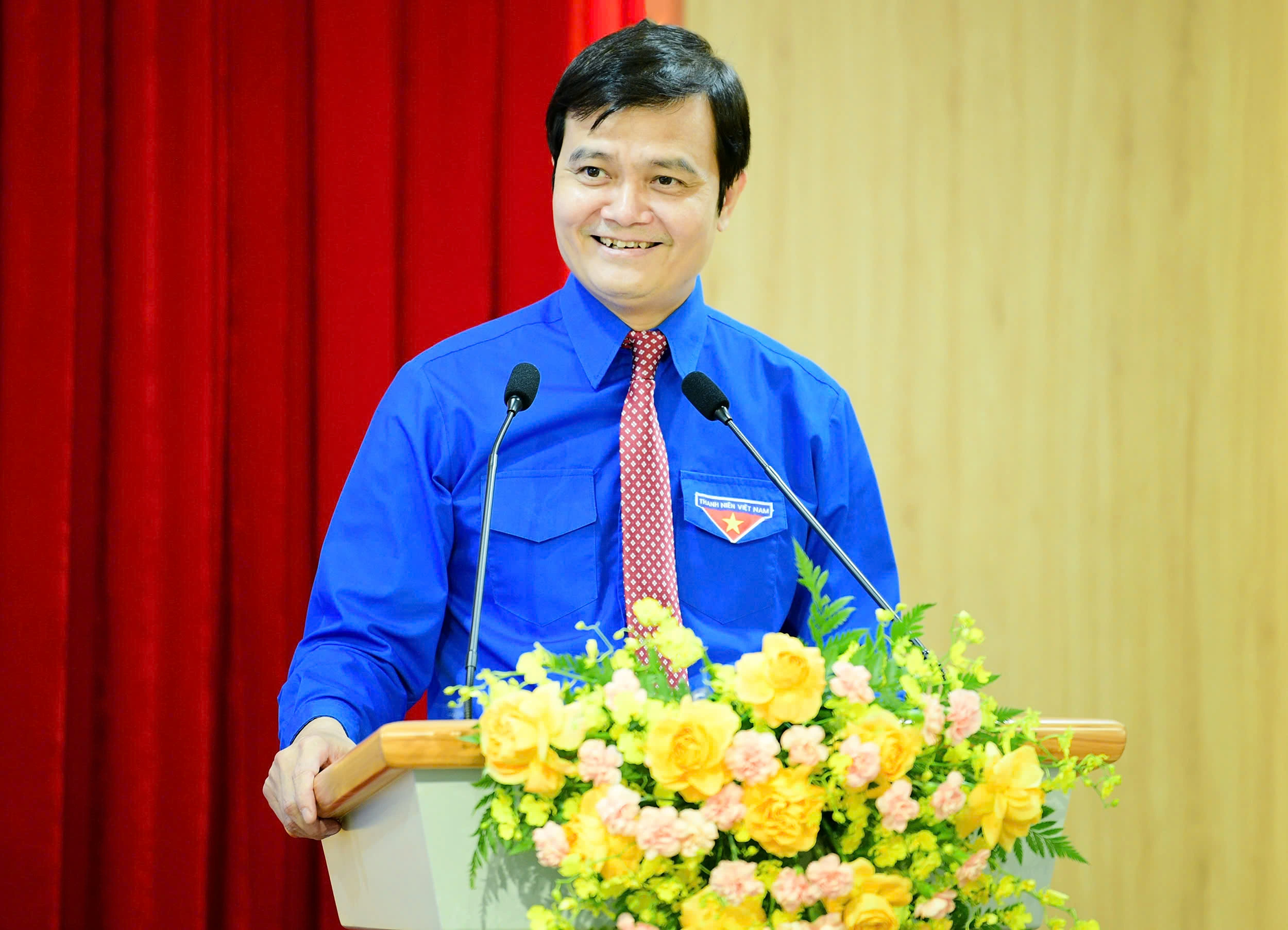Anh B&ugrave;i Quang Huy - Ủy vi&ecirc;n T.Ư Đảng, B&iacute; thư thứ nhất T.Ư Đo&agrave;n ph&aacute;t biểu tại hội nghị, đề nghị tiếp tục đa dạng h&oacute;a c&aacute;c tiện &iacute;ch số phục vụ đo&agrave;n vi&ecirc;n, thanh ni&ecirc;n.
