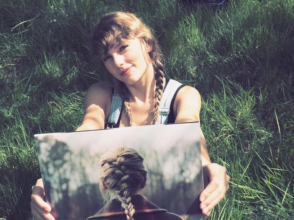T&agrave;i sản của Taylor Swift đ&atilde; c&aacute;n mốc 52.000 tỷ đồng.