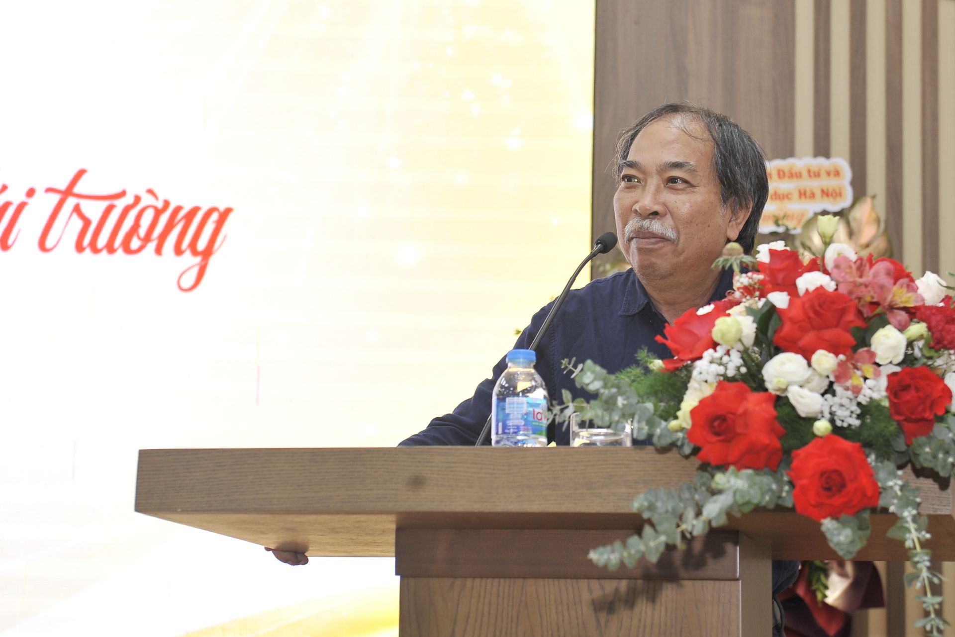 Nh&agrave; thơ Nguyễn Quang Thiều - Chủ tịch Hội Nh&agrave; văn Việt Nam &ndash; chia sẻ về cuộc thi.